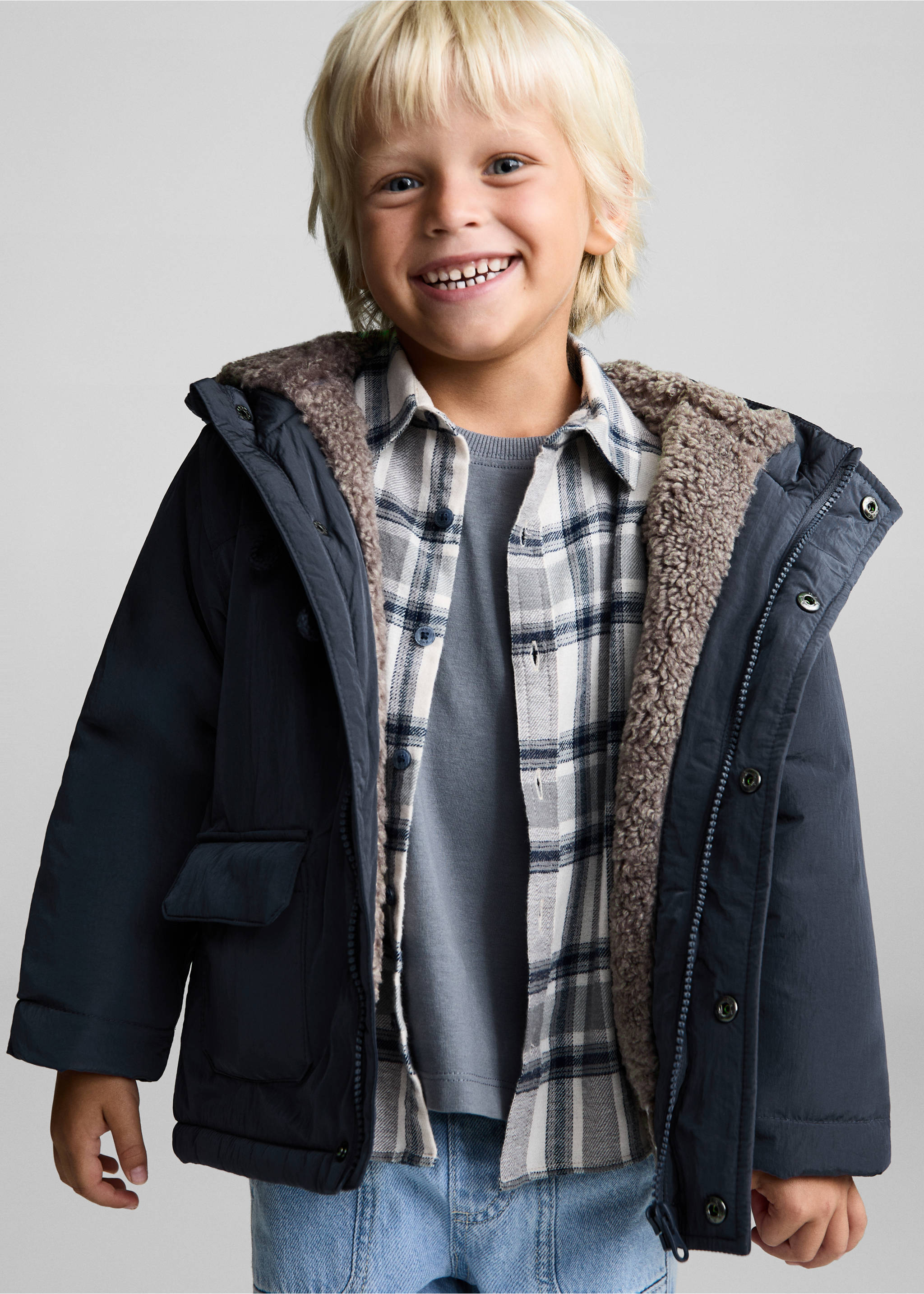 Padded anorak with shearling lining - Details of the article 4, Blue. Ref: 77035148-00.