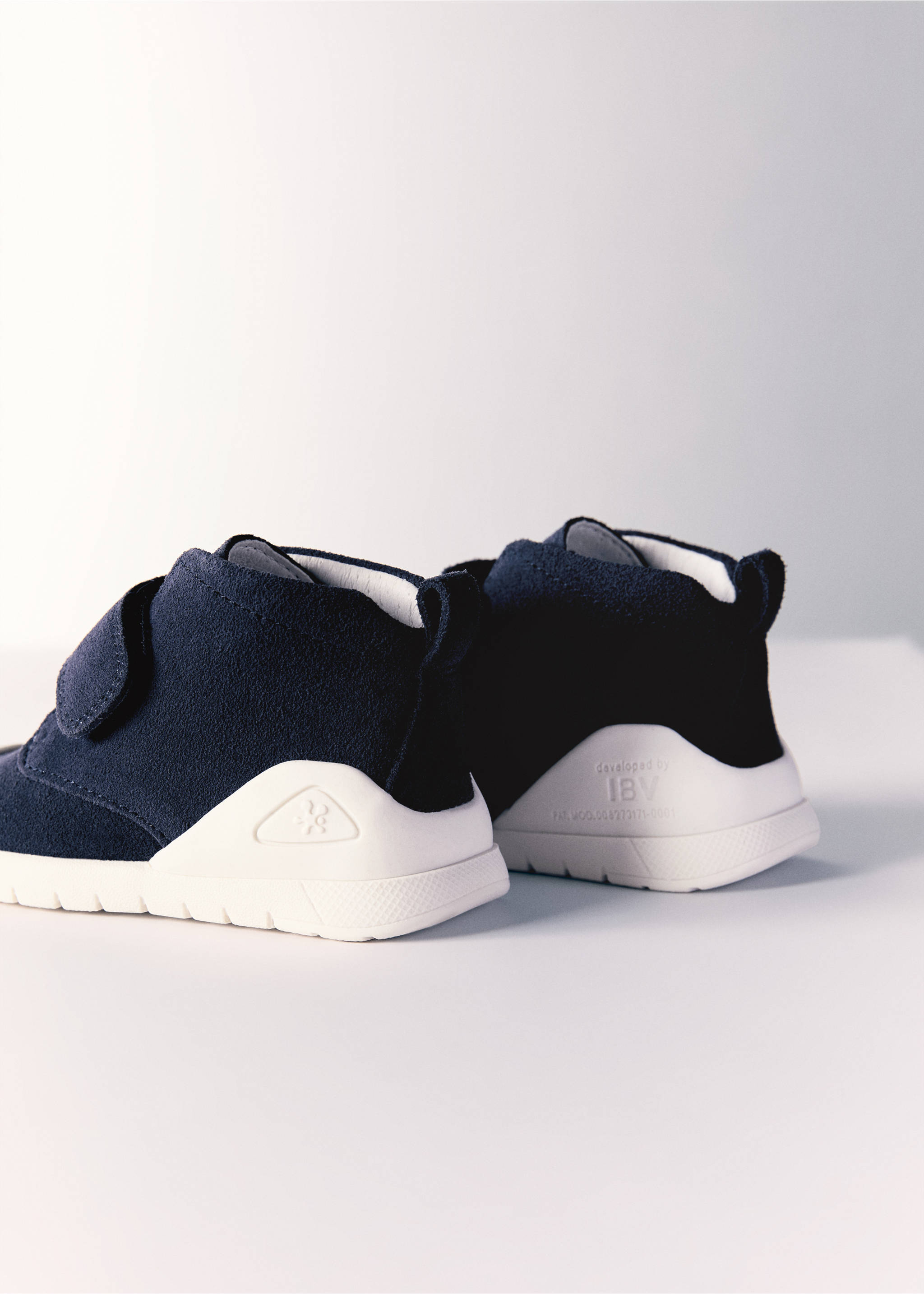 Biomecanics sports skin - Details of the article 5, Blue. Ref: 77035154-00.