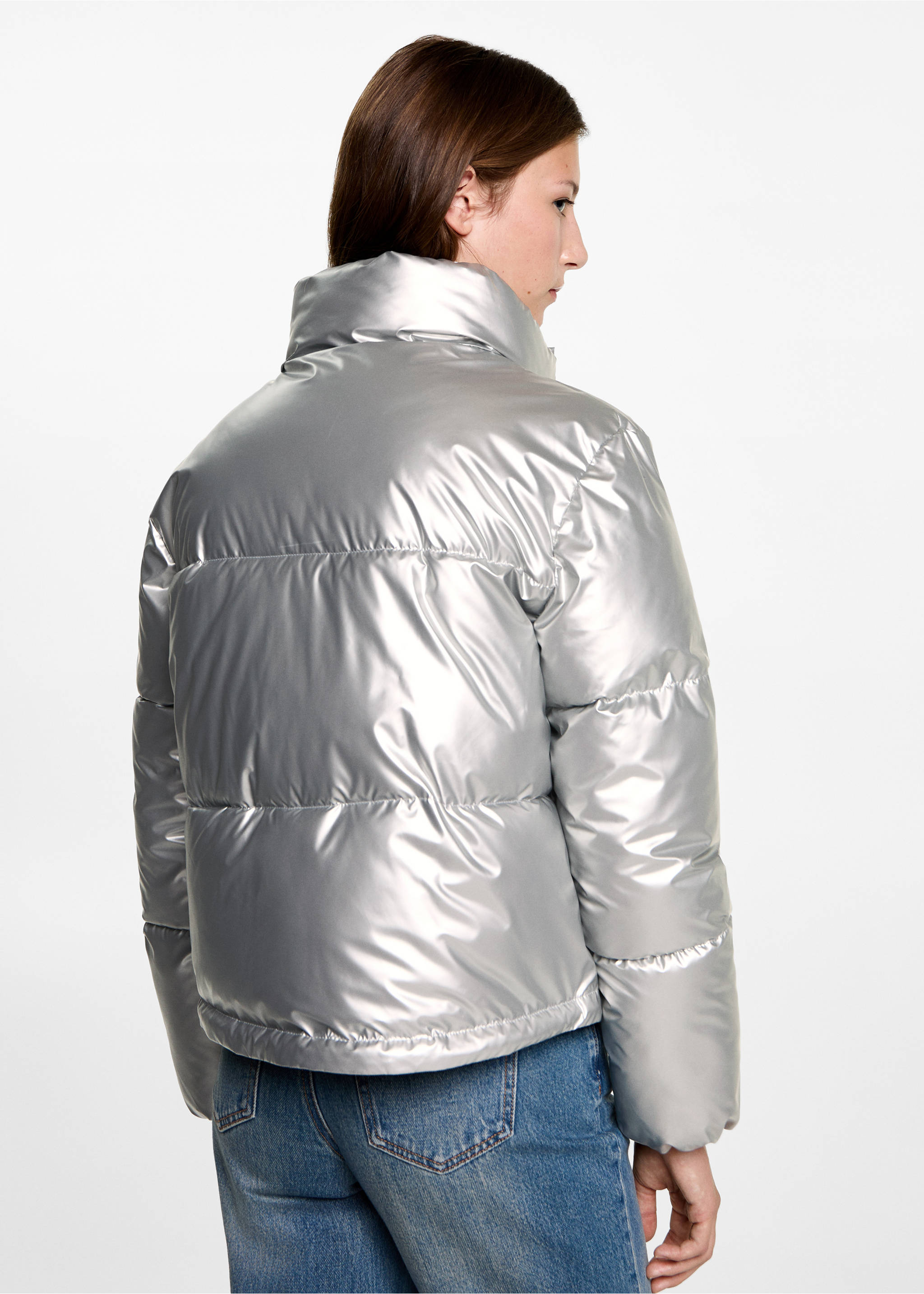 Steppanorak mit Metallic-Effekt - Rückseite des Artikels, Silber. Ref: 77035631-00.
