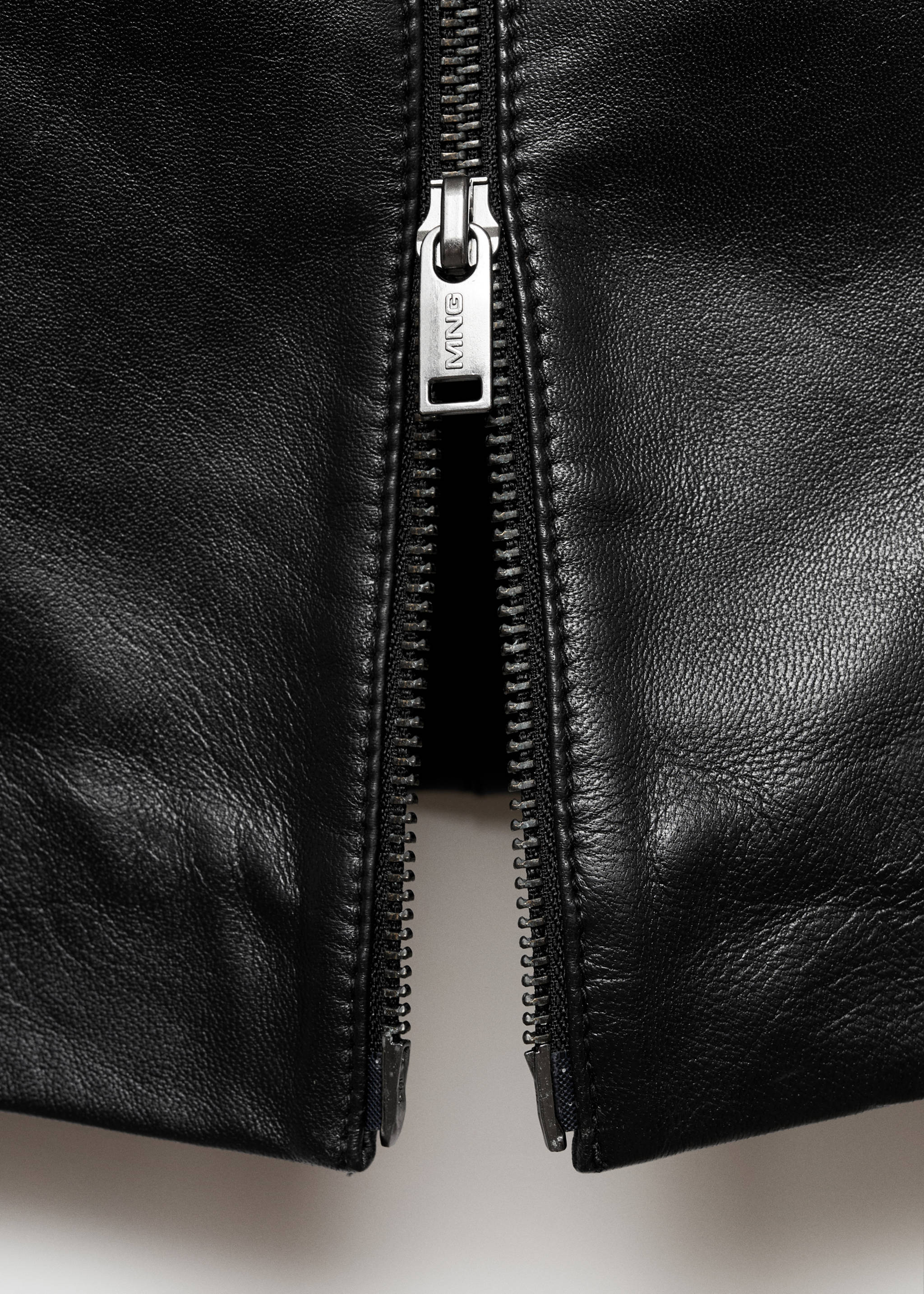 Leather zipper jacket - Details of the article 0