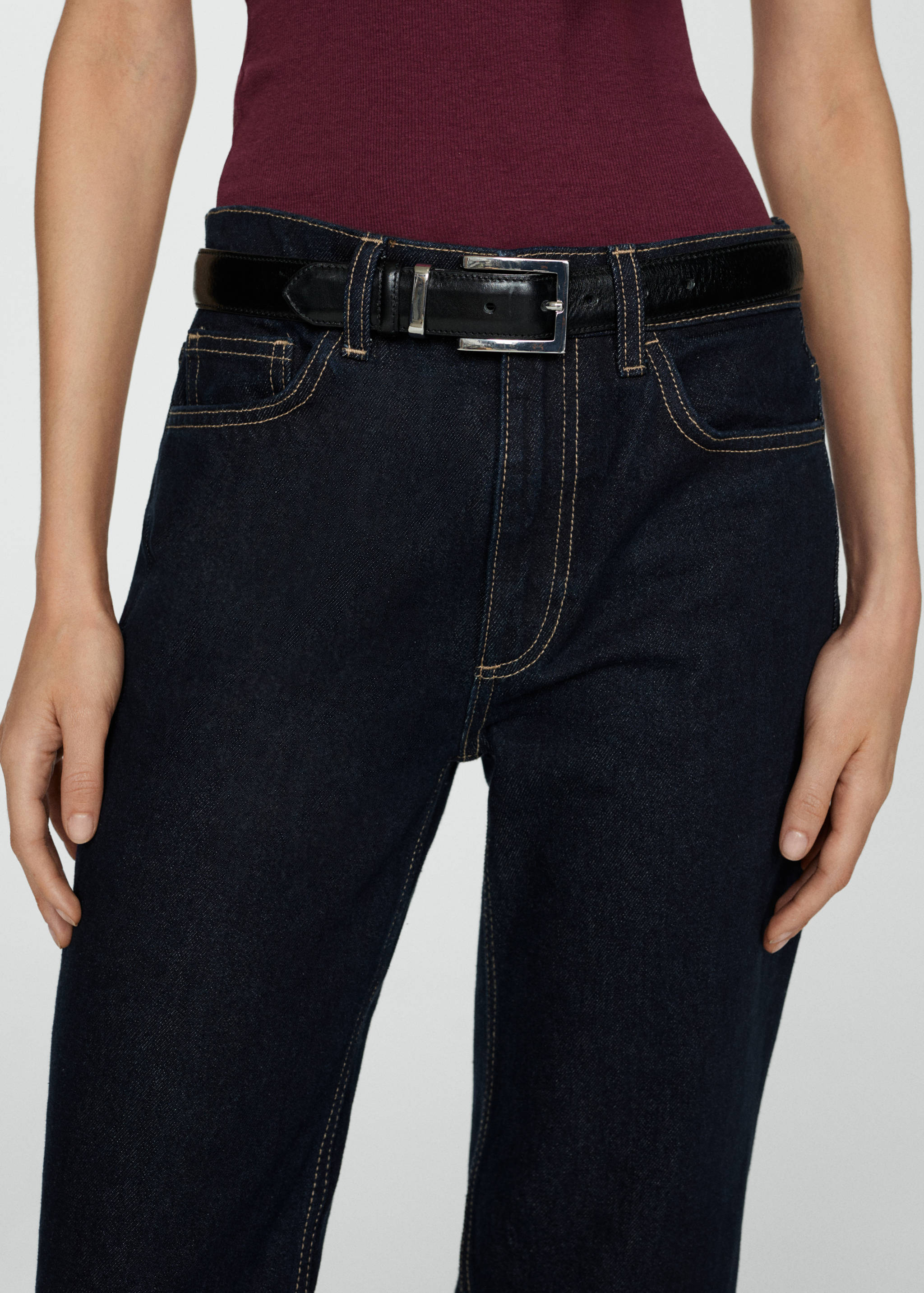 High waist straight jeans - Details of the article 1