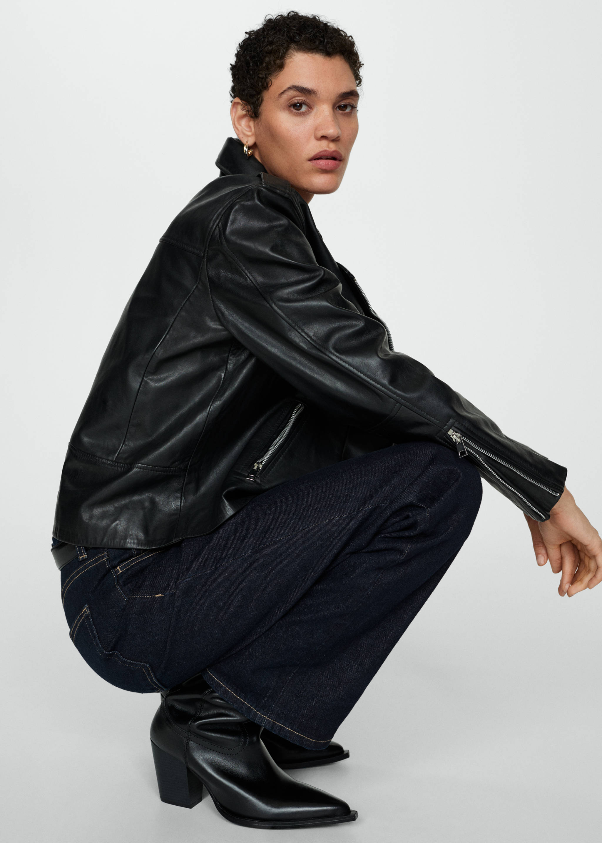 High waist straight jeans - Details of the article 2