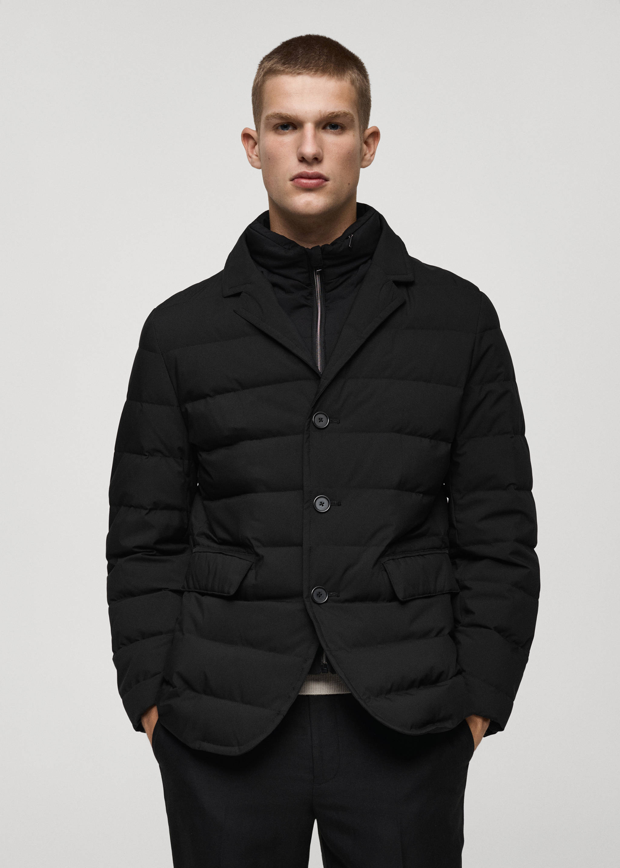 Chaqueta water repellent relleno pluma - Plano medio