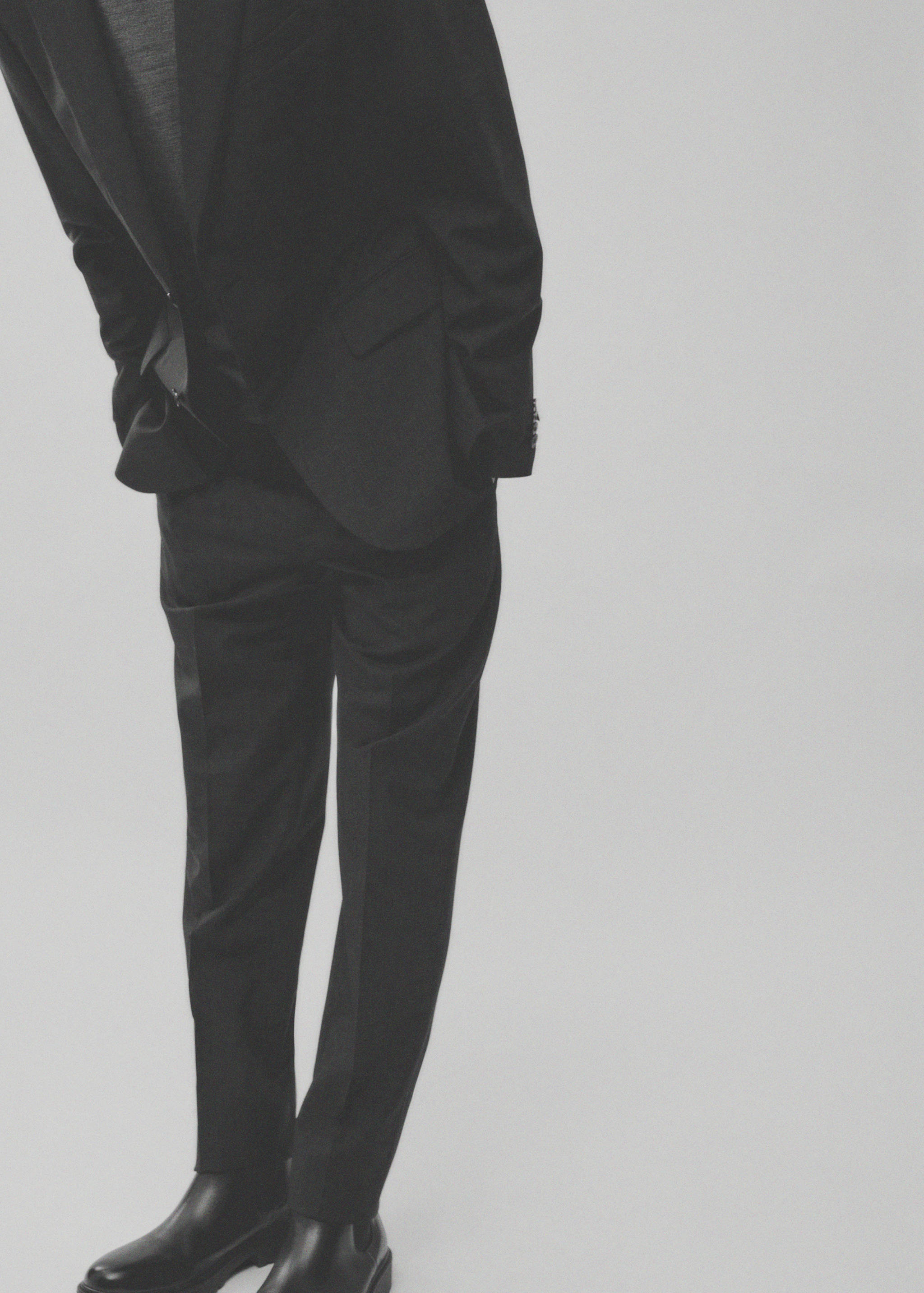 100% virgin wool slim-fit suit trousers - Details of the article 3