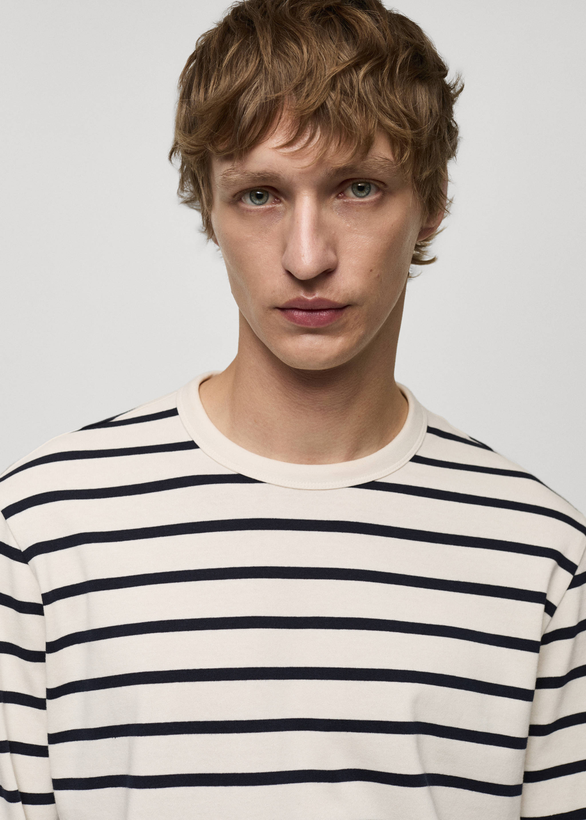 Striped long sleeves t-shirt - Details of the article 1