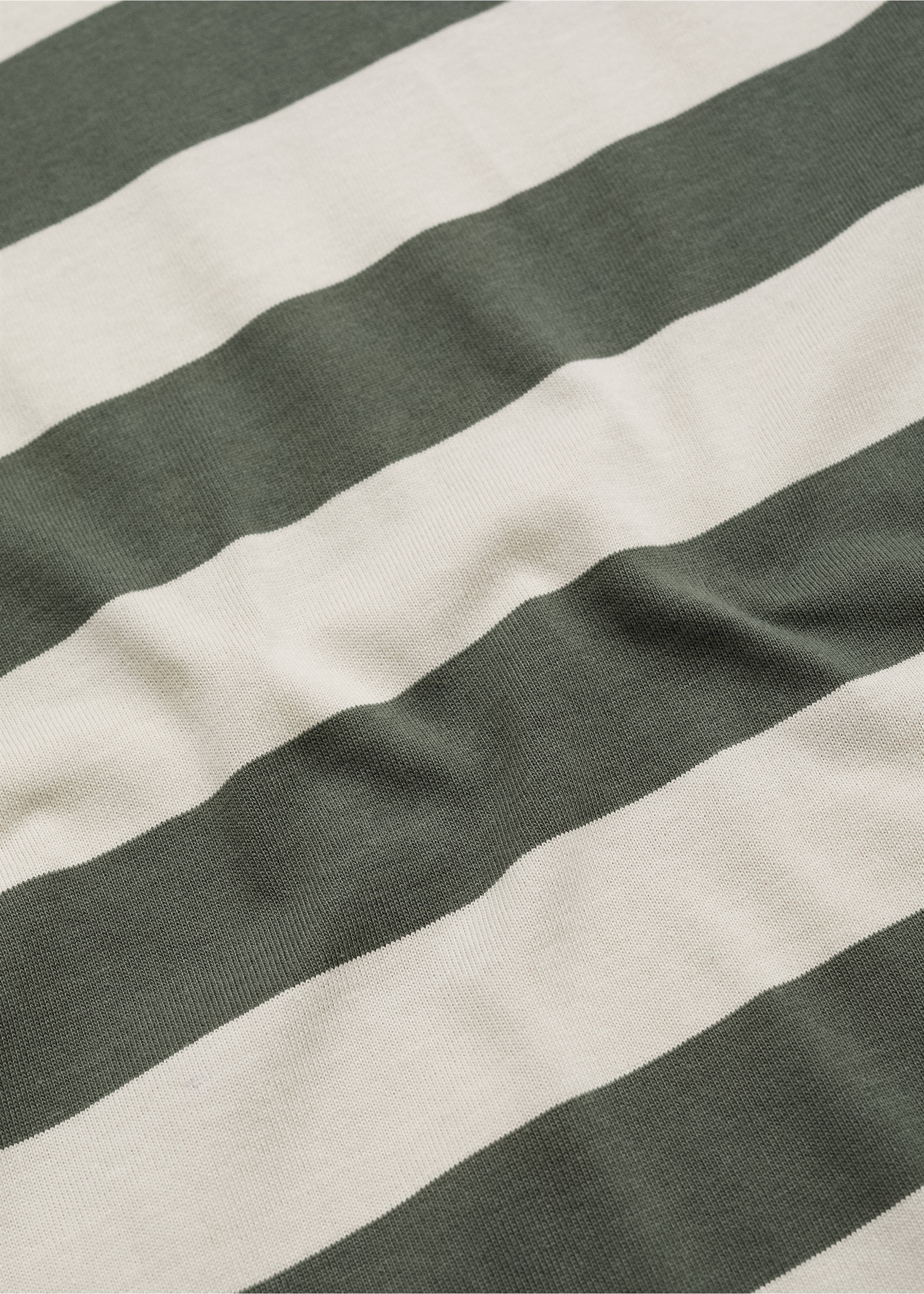 Camiseta manga larga rayas - Detalle del artículo 0, Verde bosque. Ref: 77035975-00.