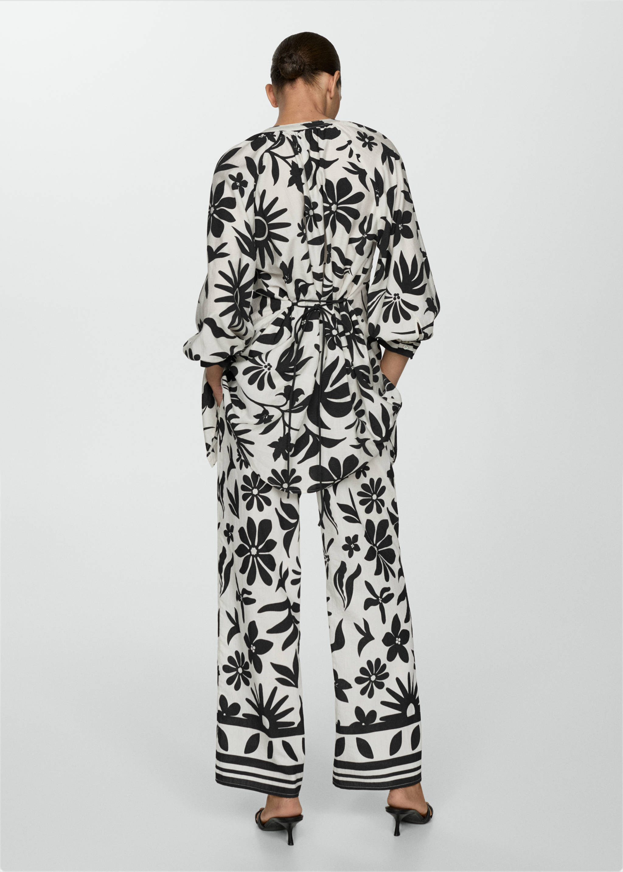 Floral-print wide leg pants - Reverse of the article