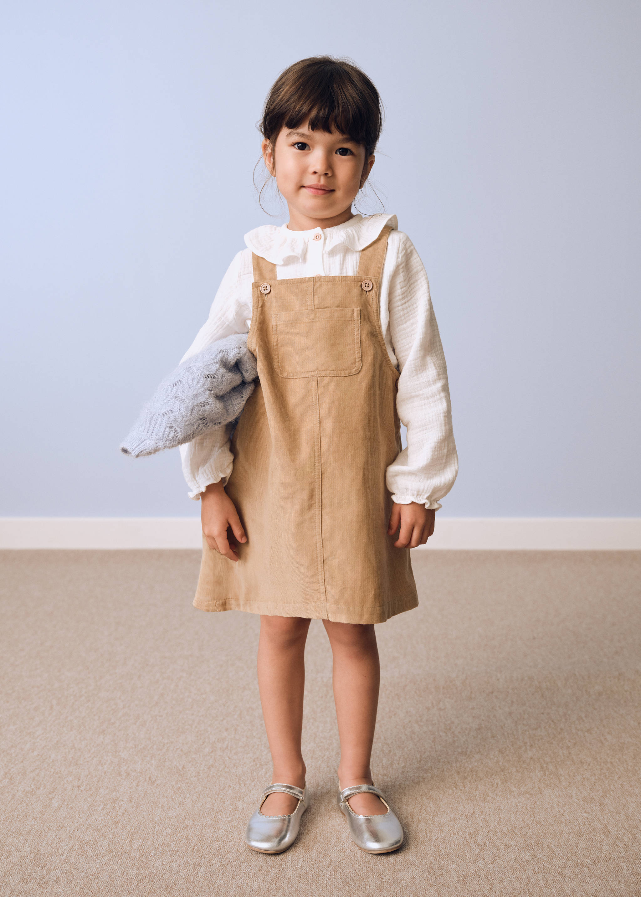 Micro-corduroy pinafore dress - Details of the article 5
