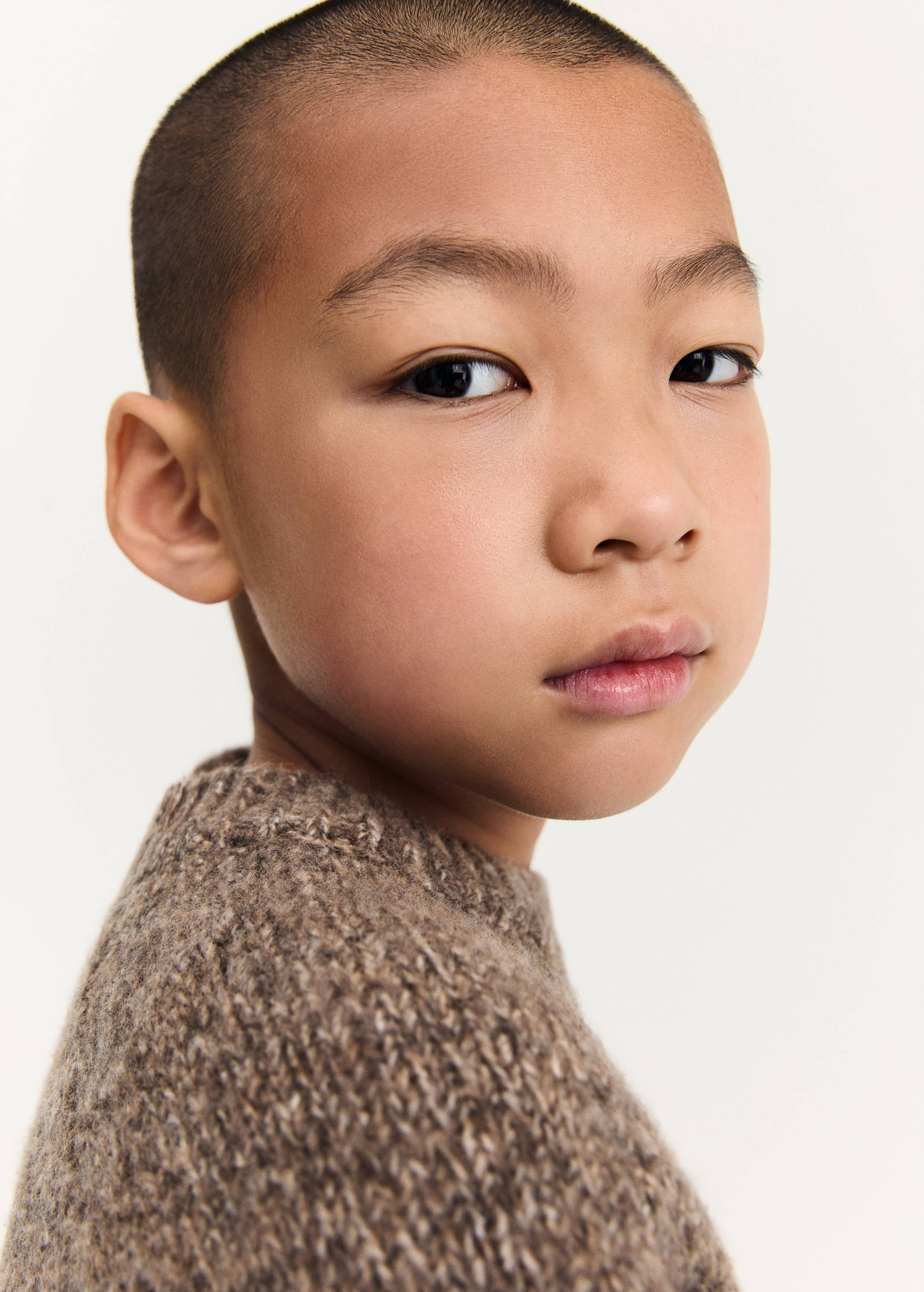 Wool-blend knit sweater - Details of the article 1