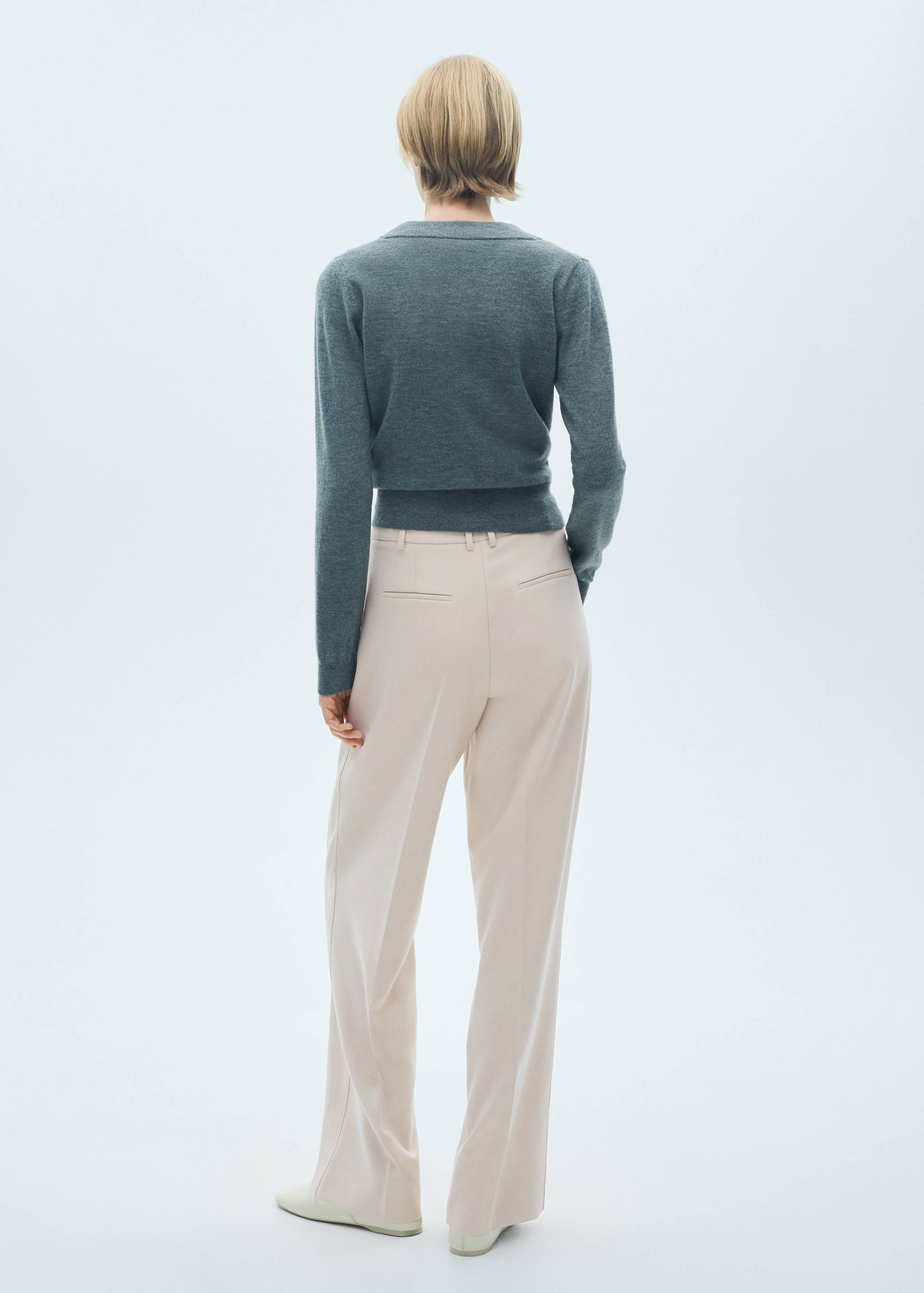 Pantalón recto pinzas - Mujer | MANGO OUTLET España (Península y Baleares)