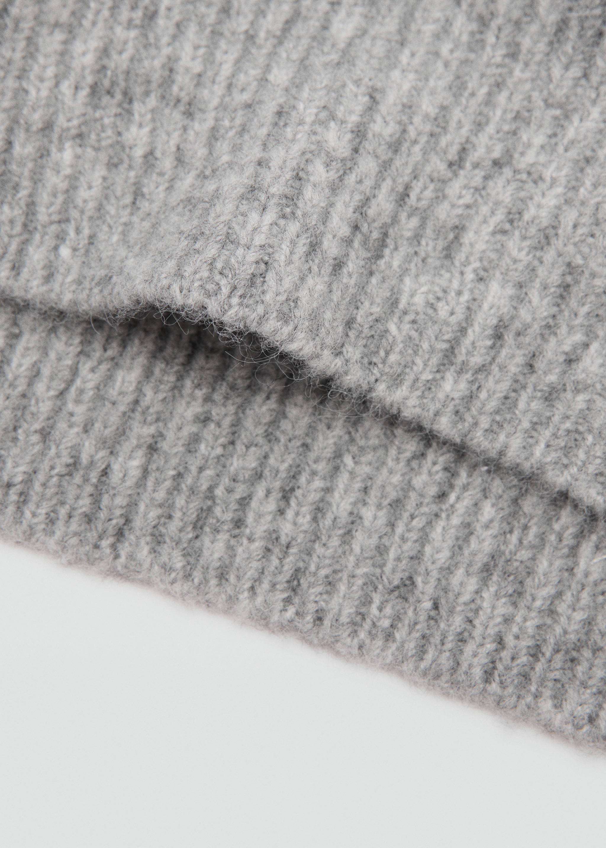 Grob gestrickte Bommelmütze - Detail des Artikels 1