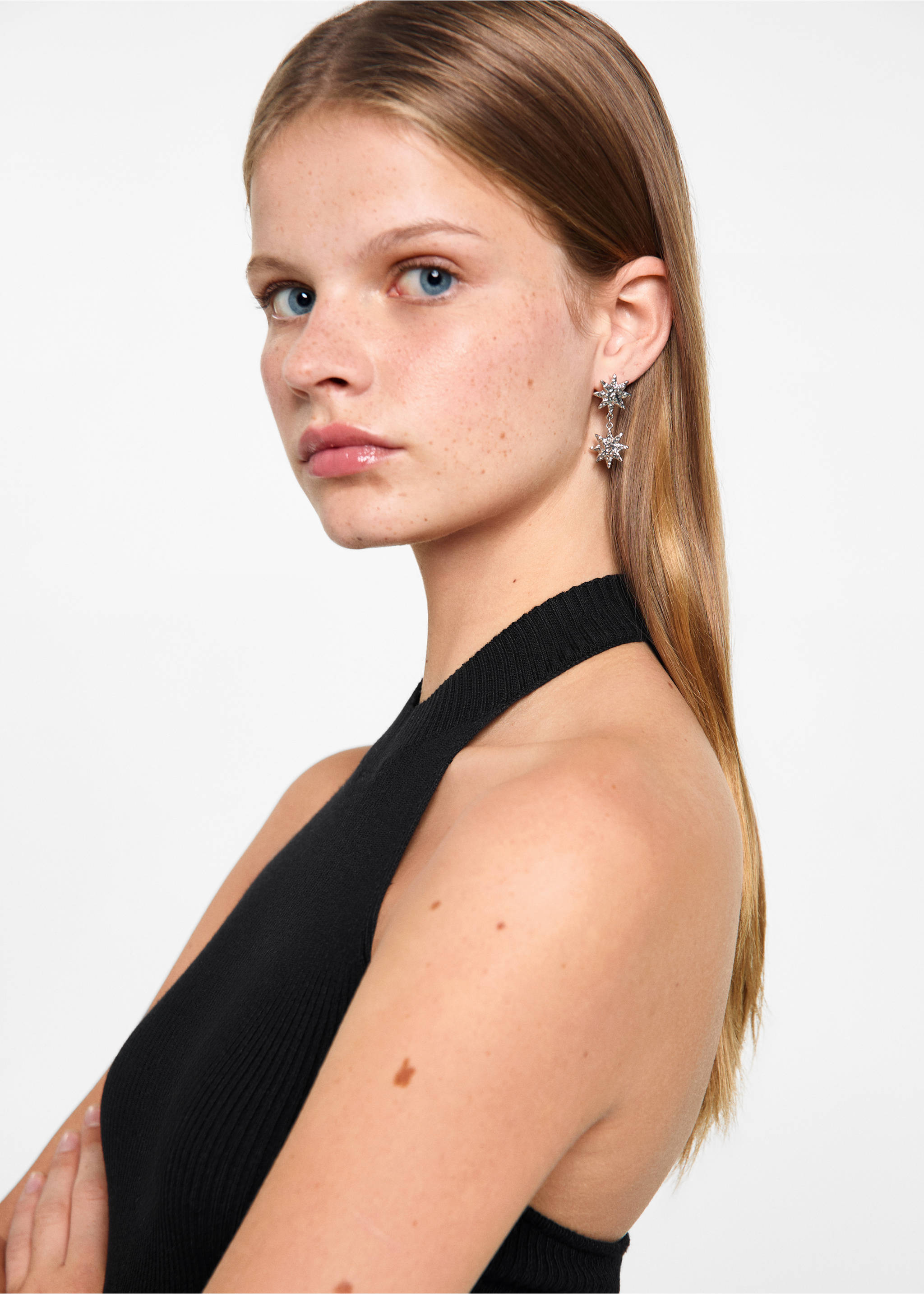 Knit halter top - Details of the article 1, Black. Ref: 77036738-00.