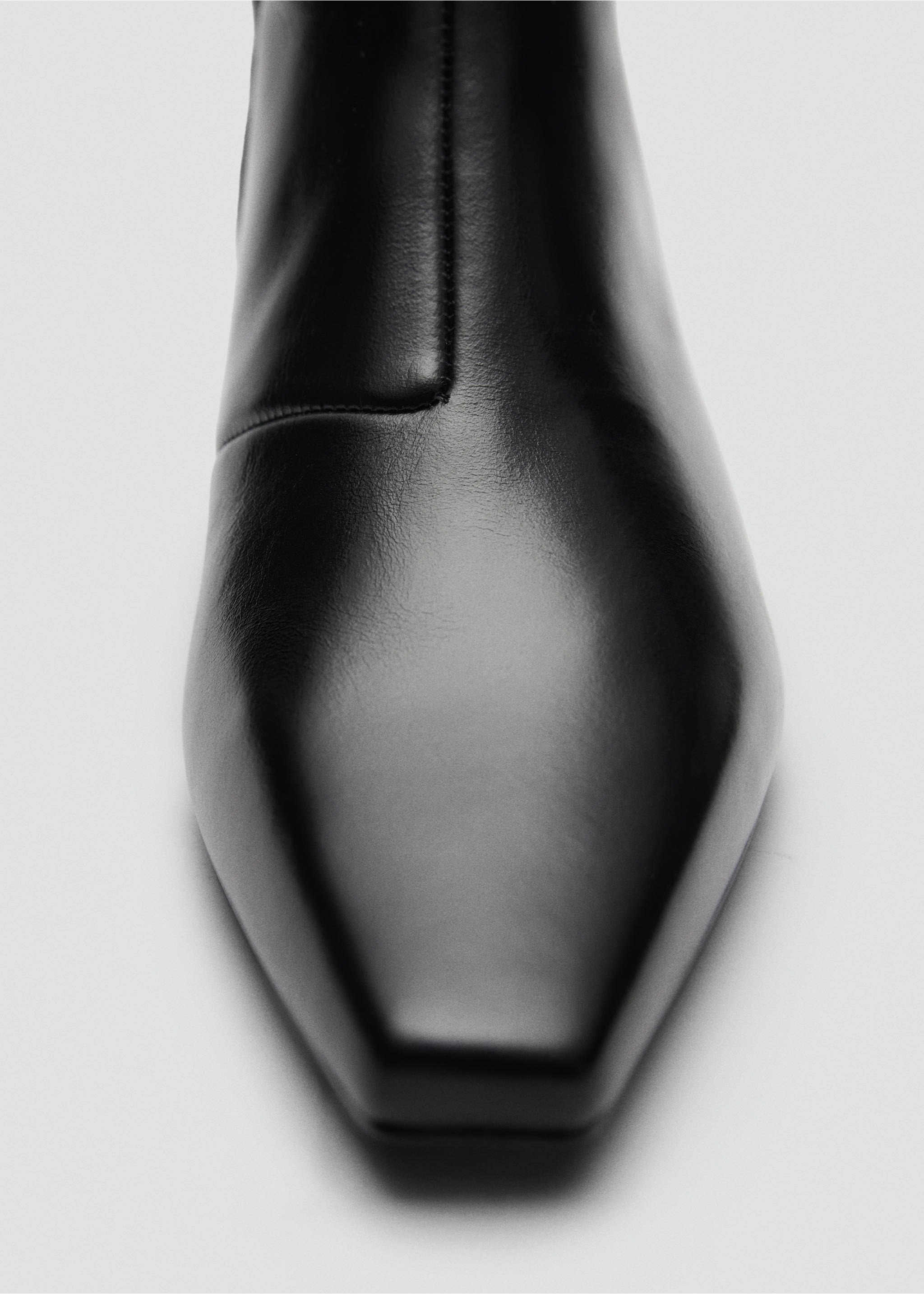 Leather boots with kitten heels - Details of the article 2, Black. Ref: 77036743-00.