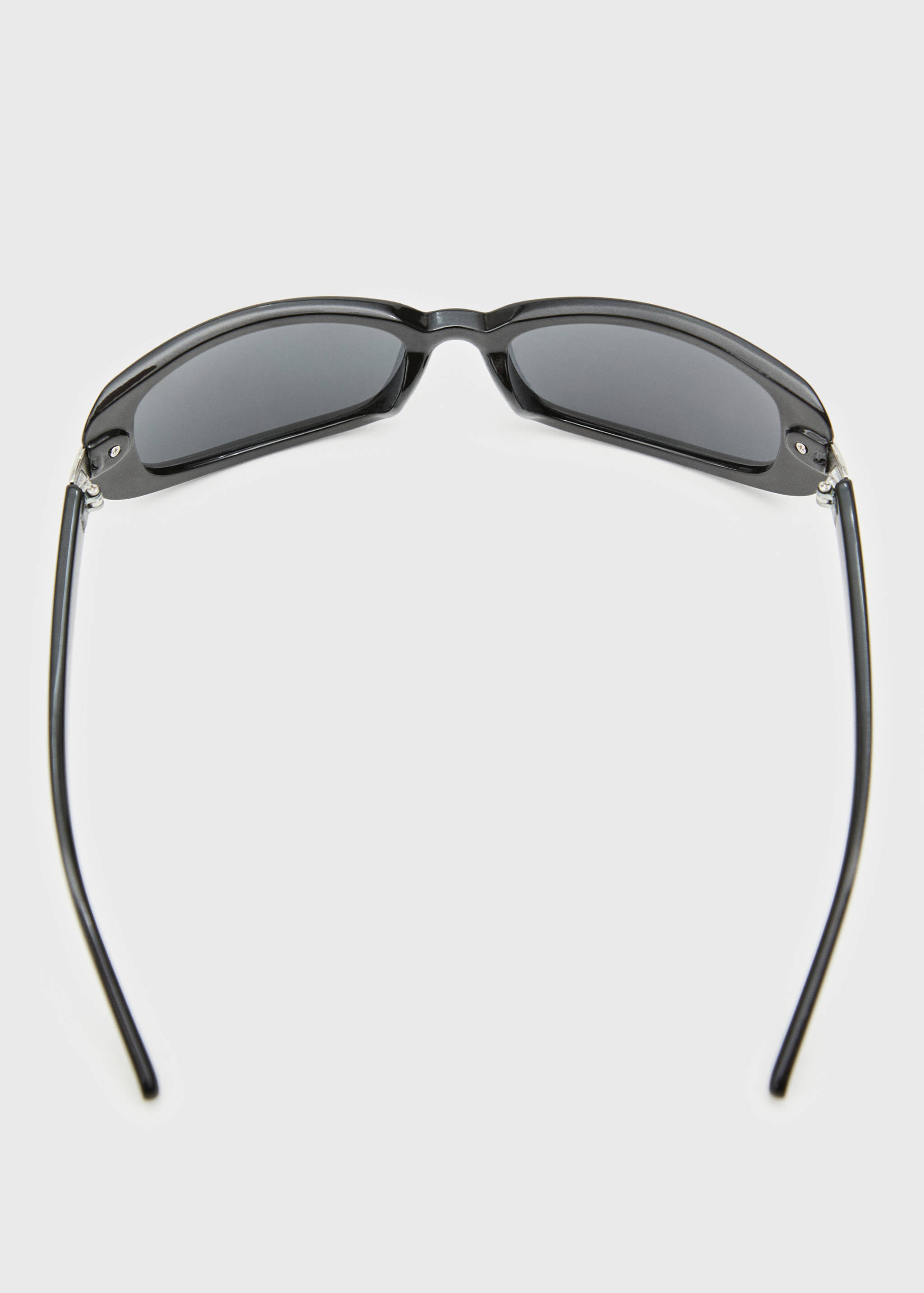 Sonnenbrille mit Metalldetail - Detail des Artikels 1