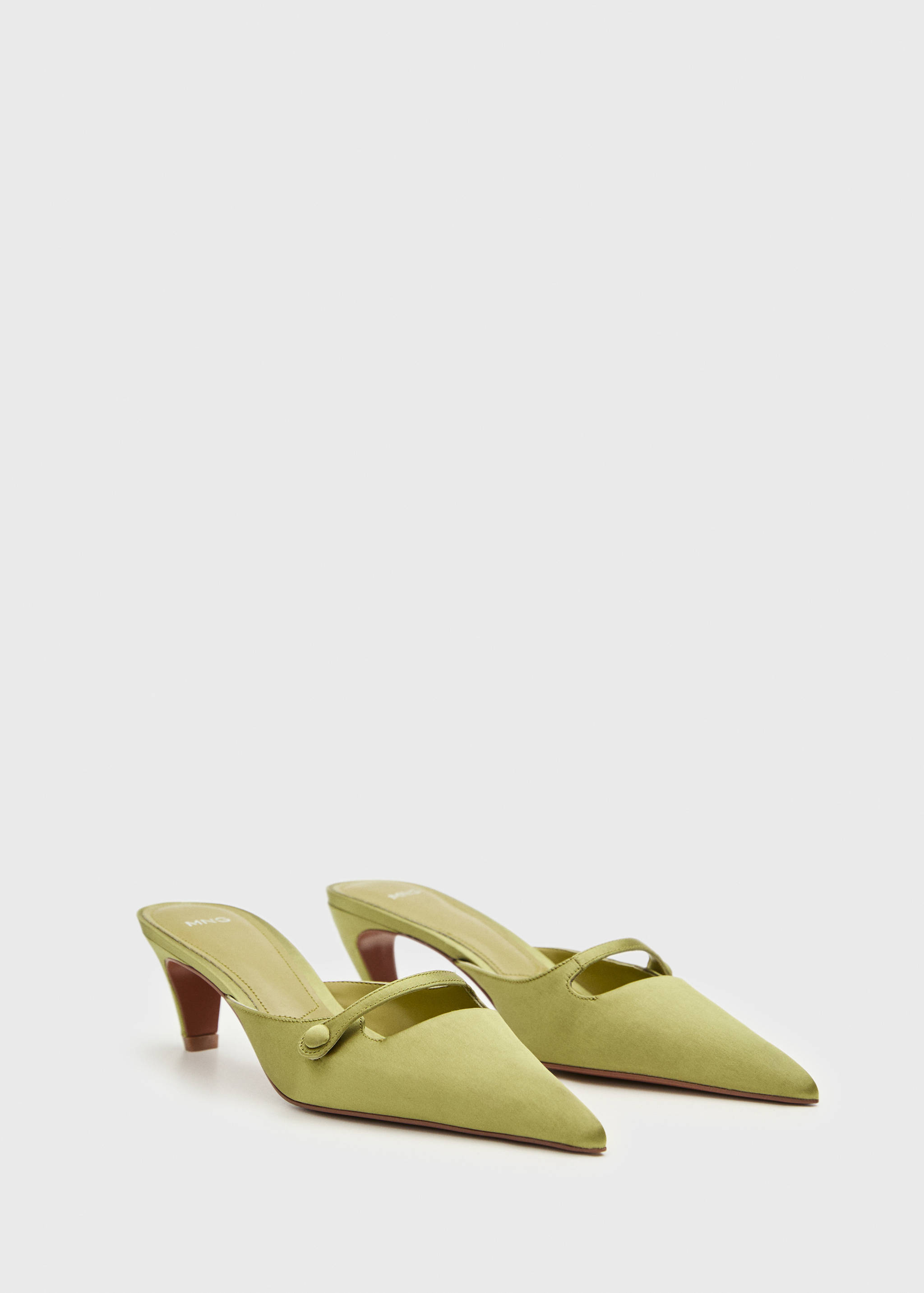 Satin kitten-heel shoes - Medium plane