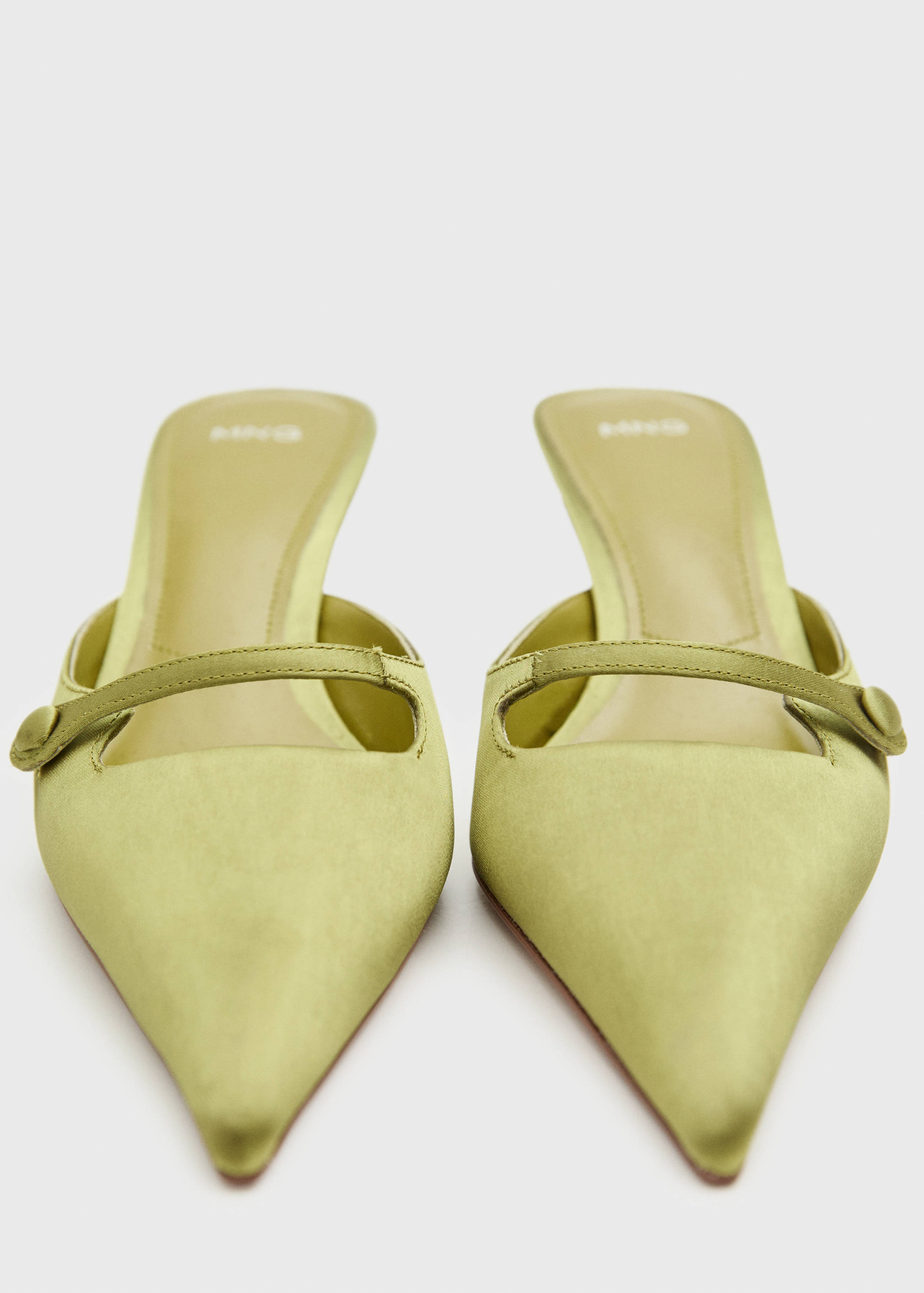 Satin kitten-heel shoes - Details of the article 2