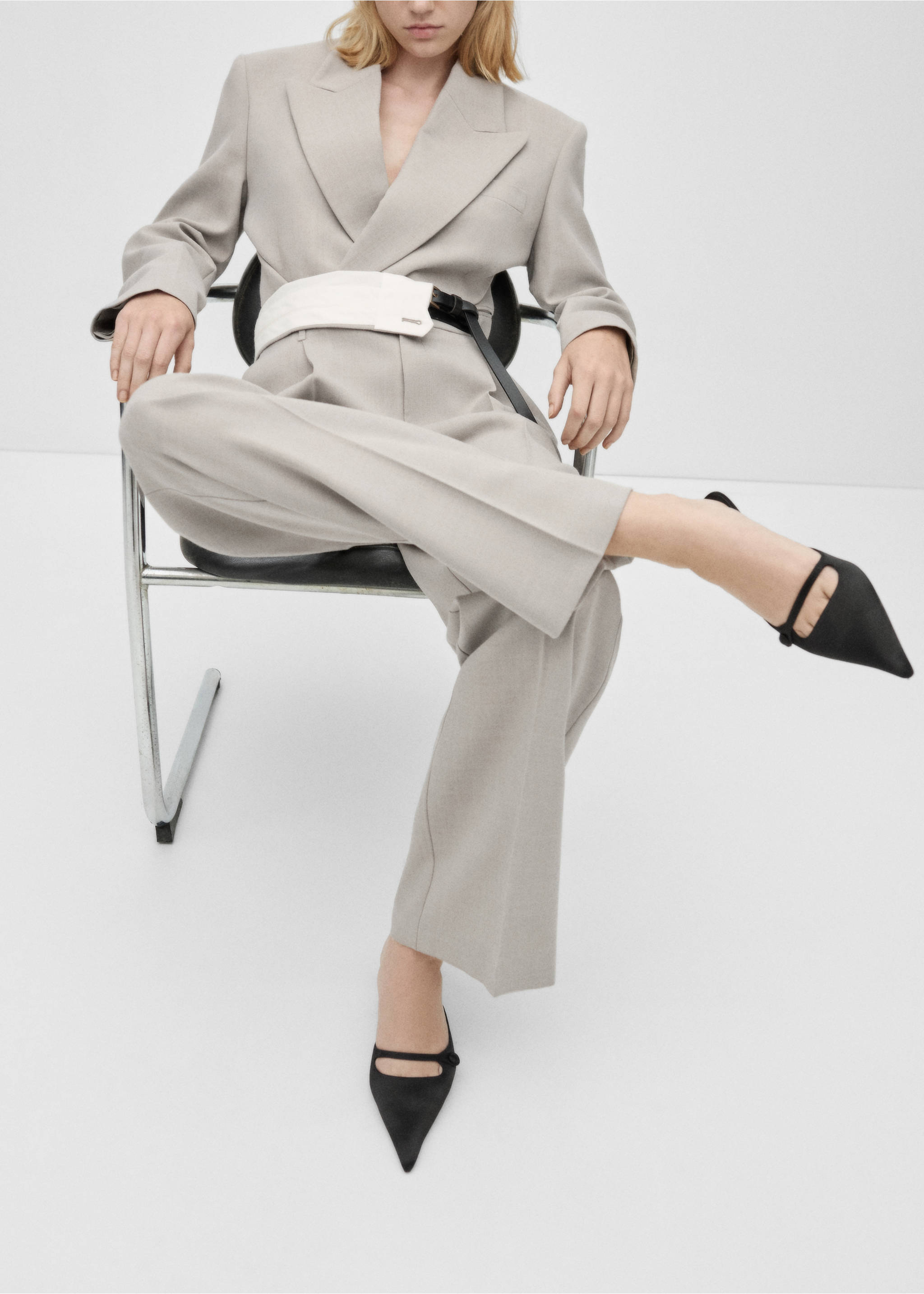 Satin kitten-heel shoes - General plane, Black. Ref: 77036747-00.