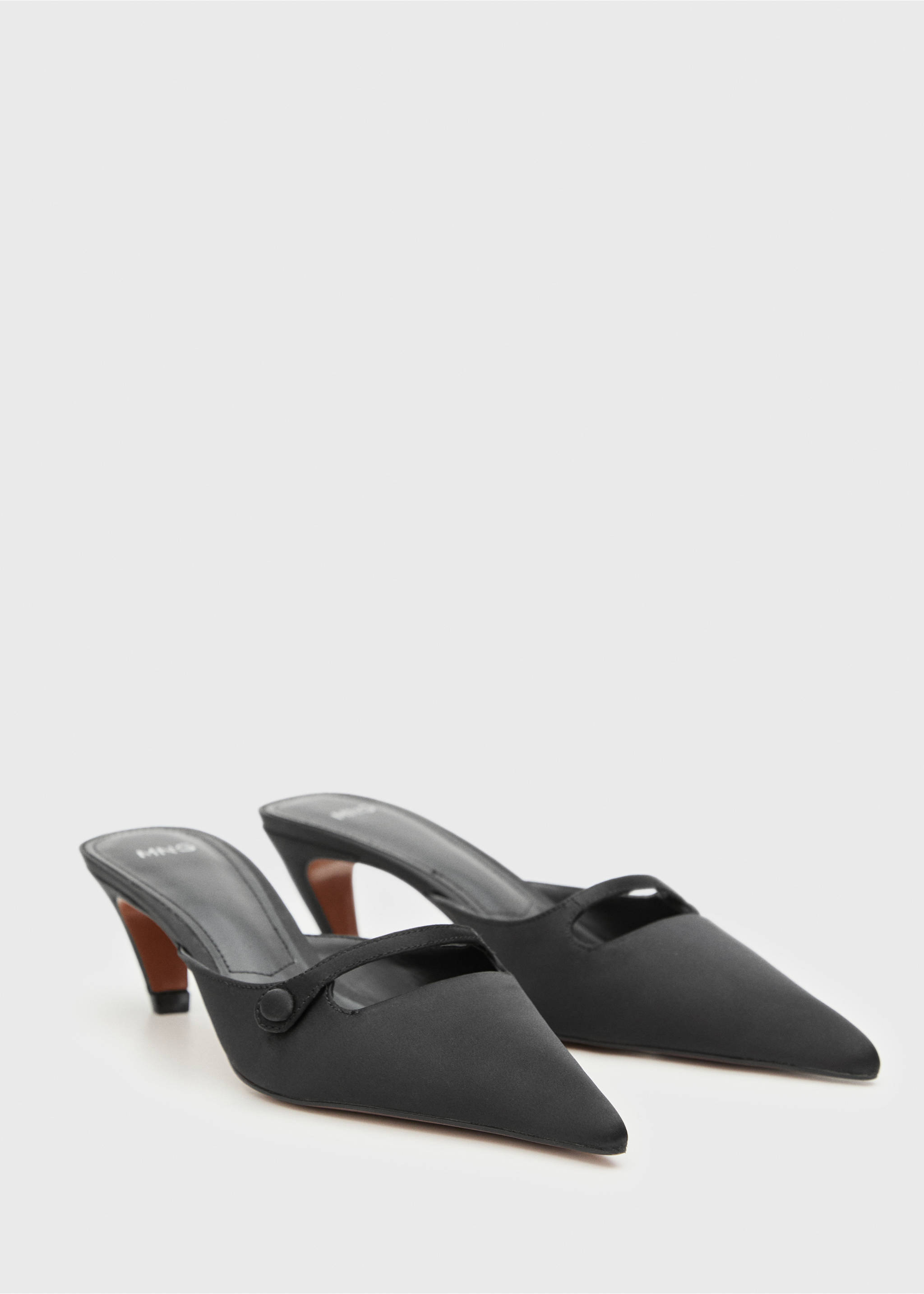Satin kitten-heel shoes - Medium plane, Black. Ref: 77036747-00.