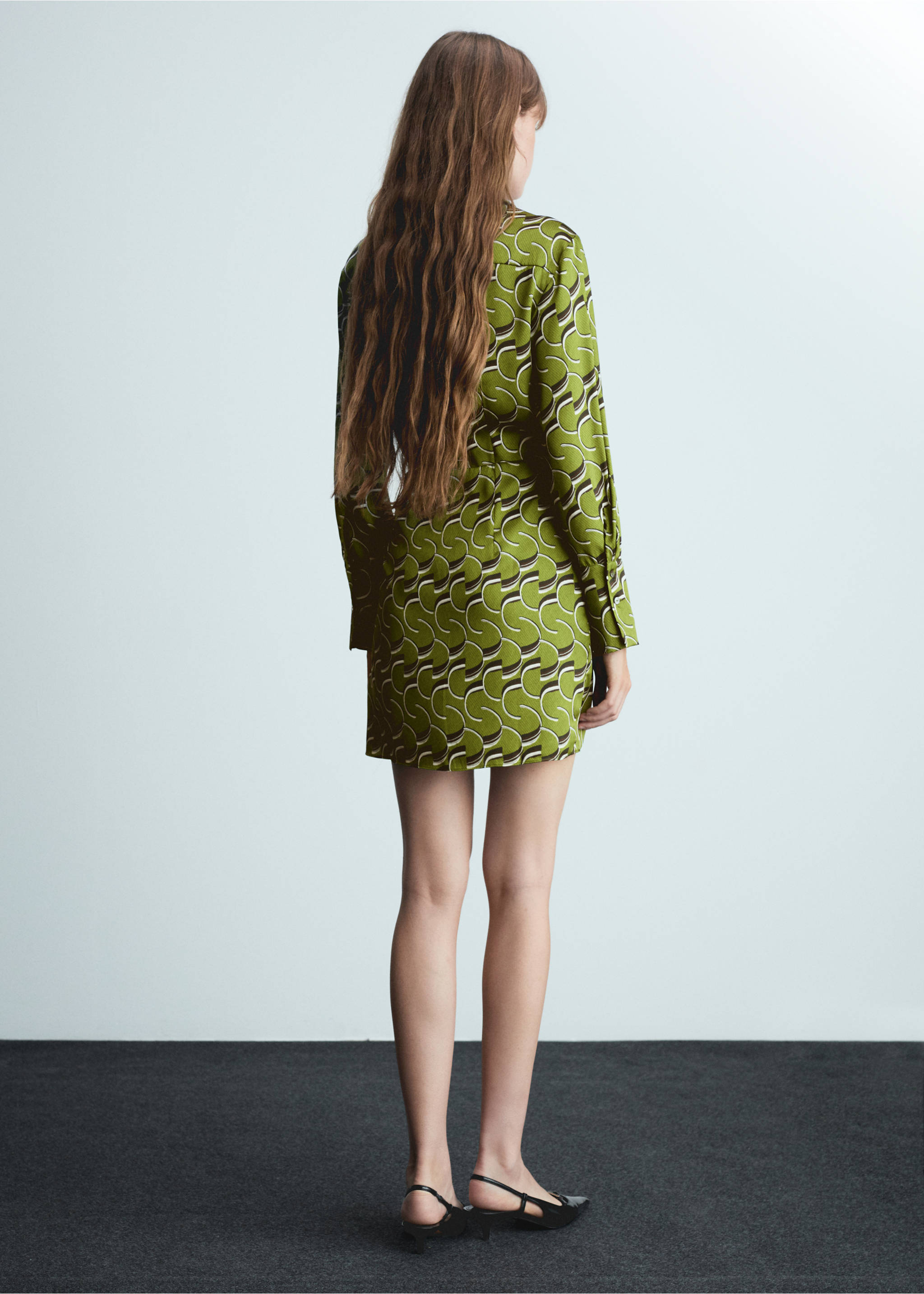 Printed satin dress - Reverse of the article, Green. Ref: 77036757-00.