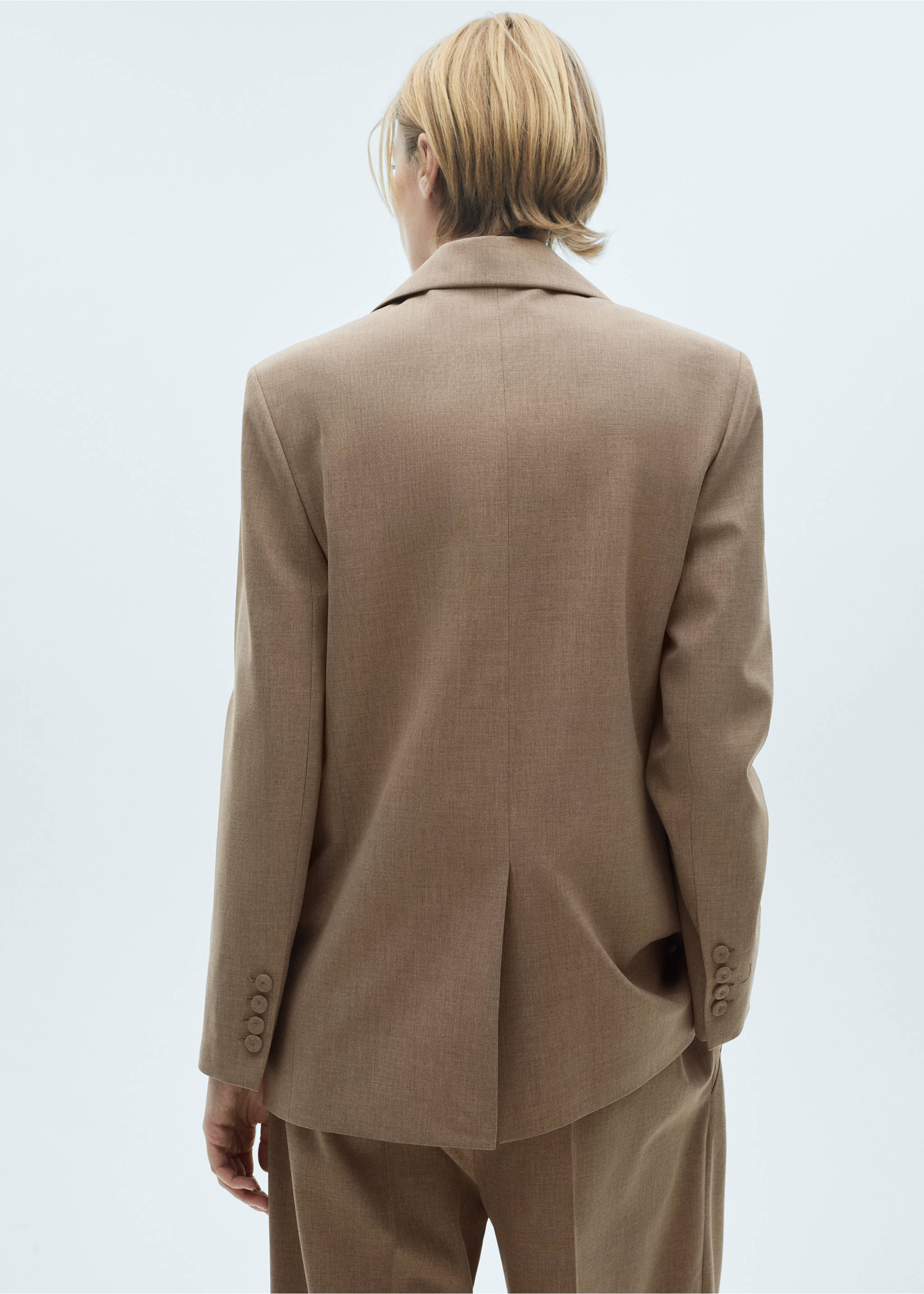 Blazer Anzug aus Wolle - Rückseite des Artikels, Braun. Ref: 77036762-00.