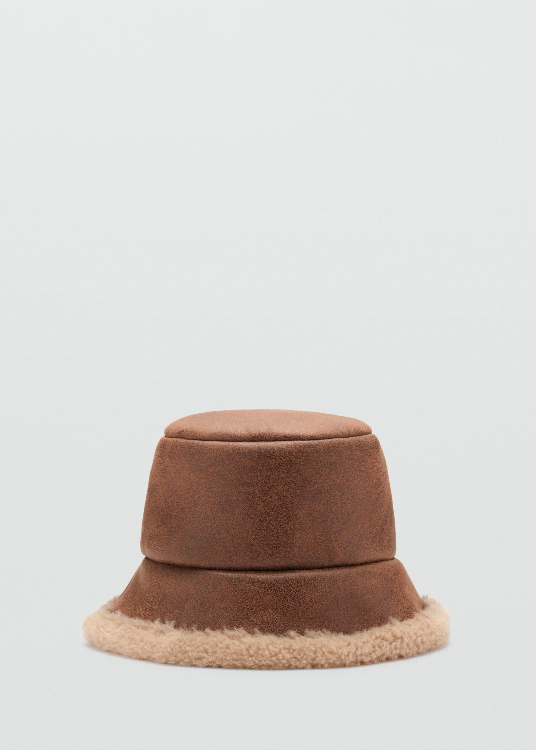 Gorro bucket borreguito - Artículo sin modelo