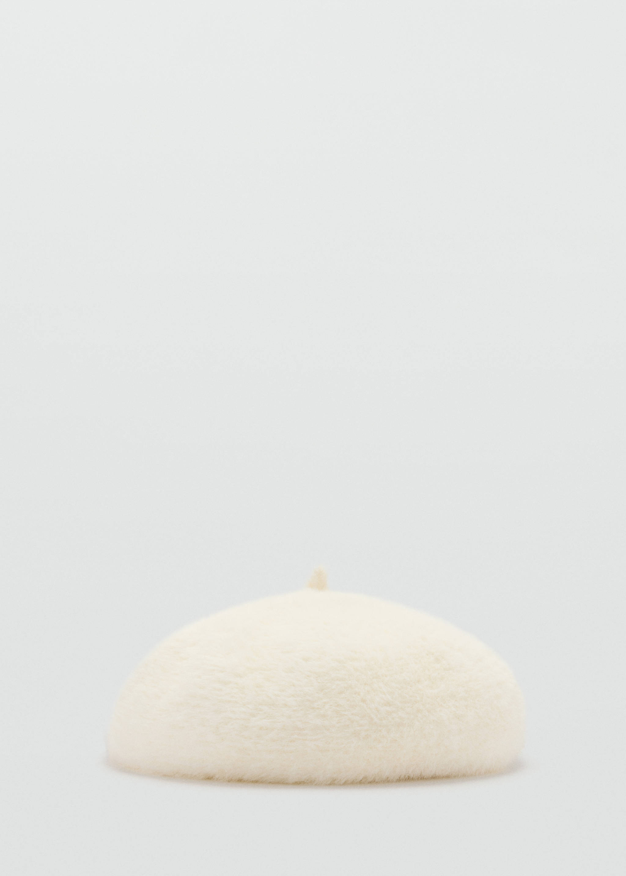 Knitted beret hat - Article without model