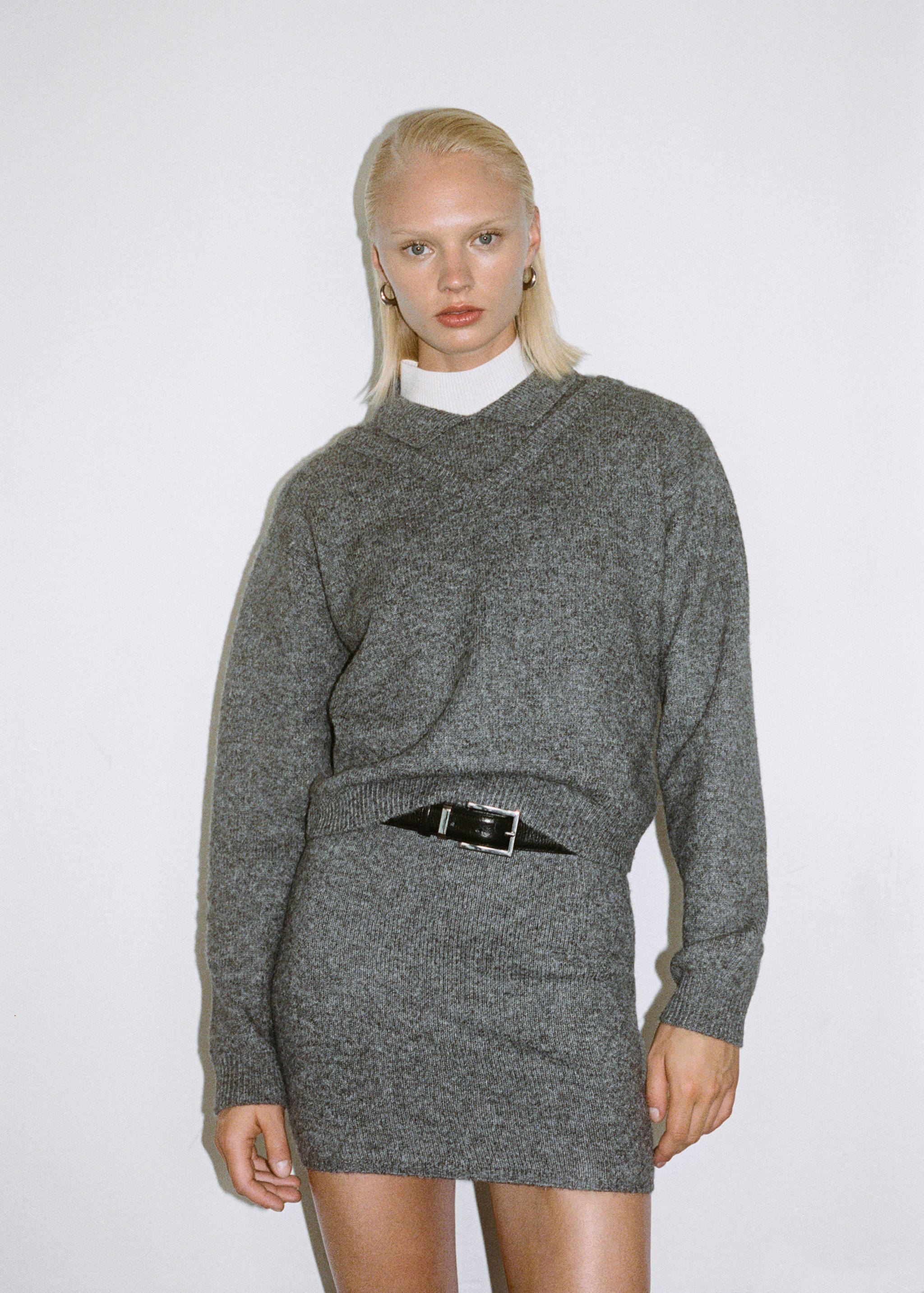 Pulover cu guler tip cămașă combinat - Detaliu al articolului 7