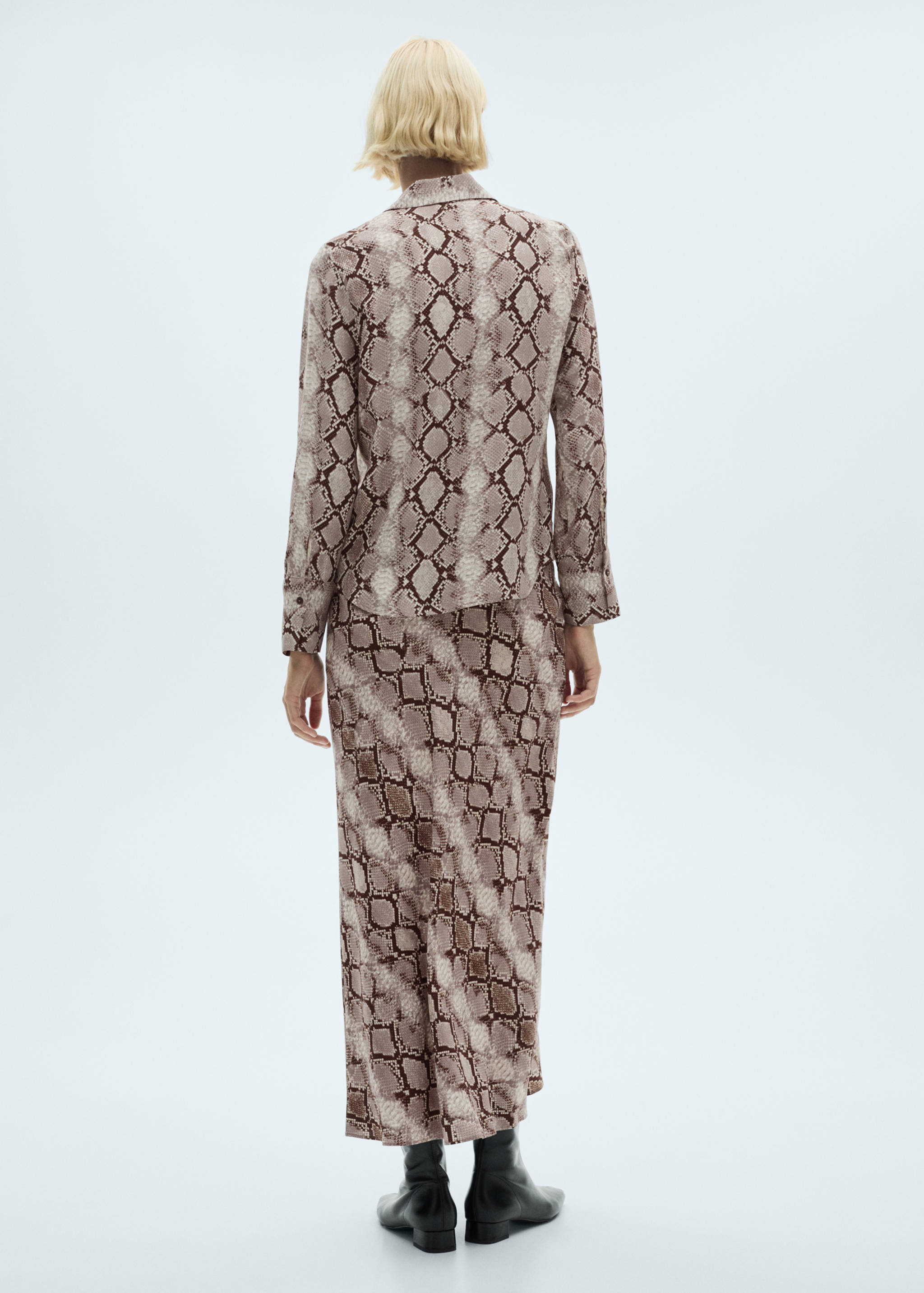 Animal print flowing shirt - Reverse of the article