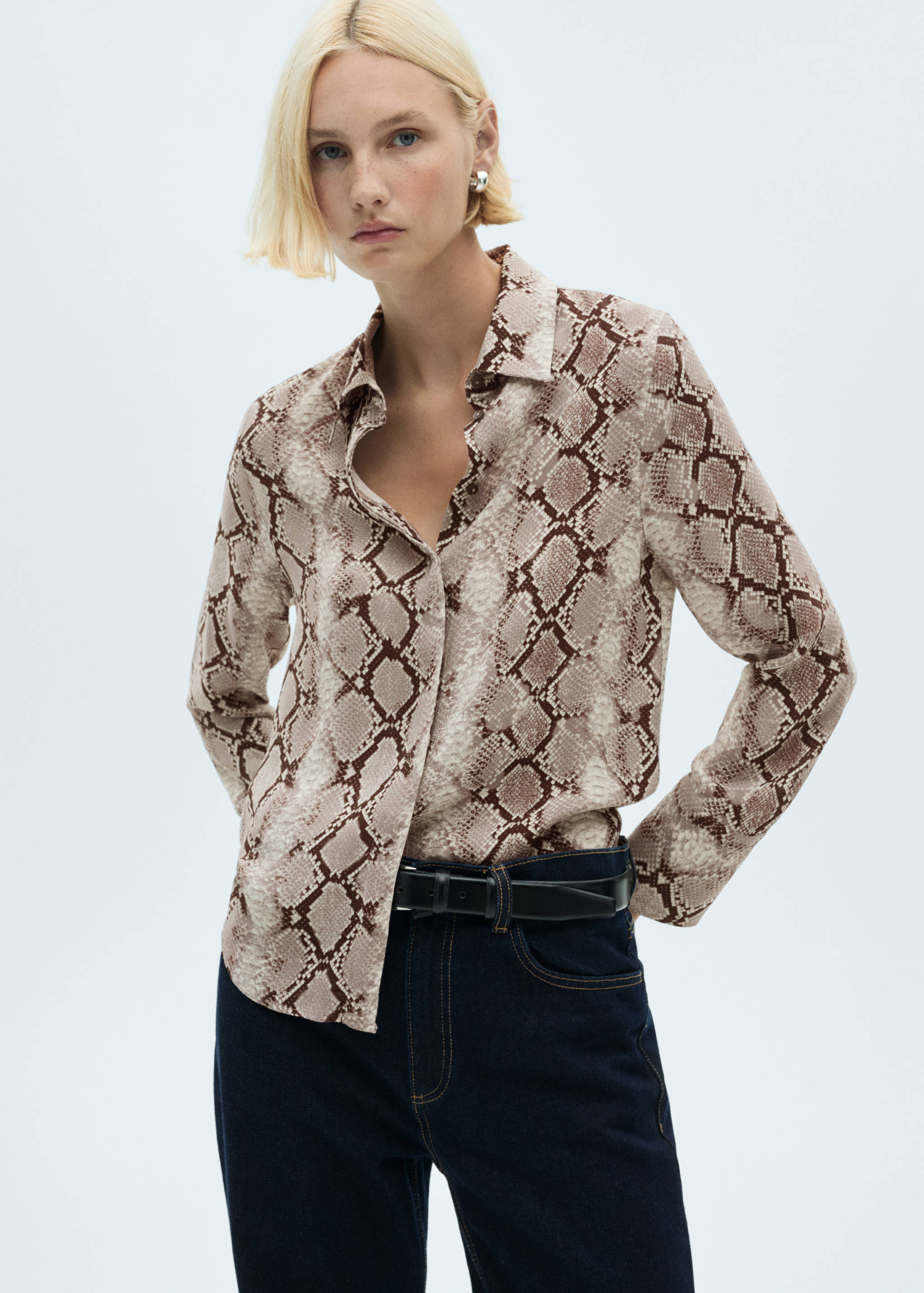Animal print flowing shirt - Details of the article 2