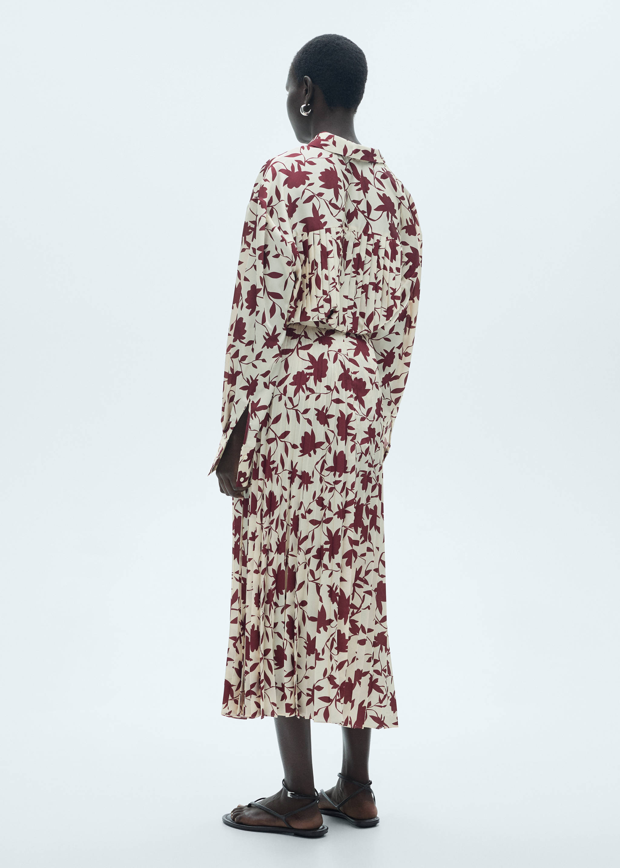 Pleated skirt with floral print - Reverse of the article