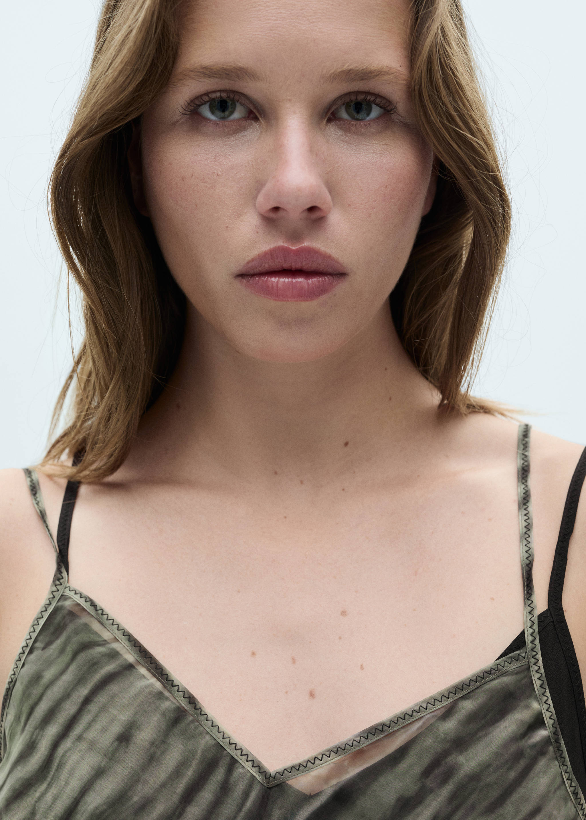 Printed dress with double straps - Details of the article 1