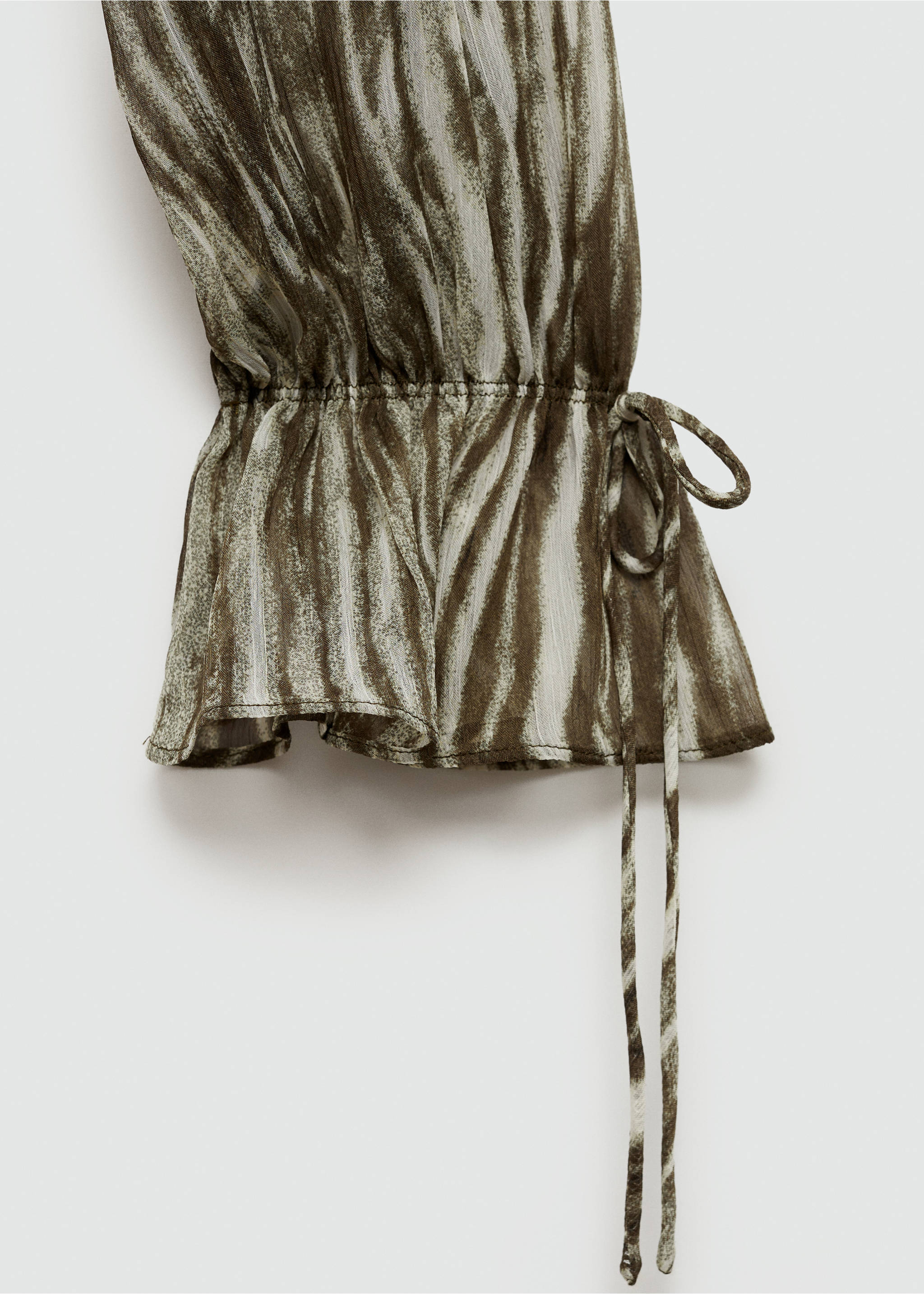 Vestido corto estampado volantes - Detalle del artículo 0, Verde. Ref: 77037686-00.