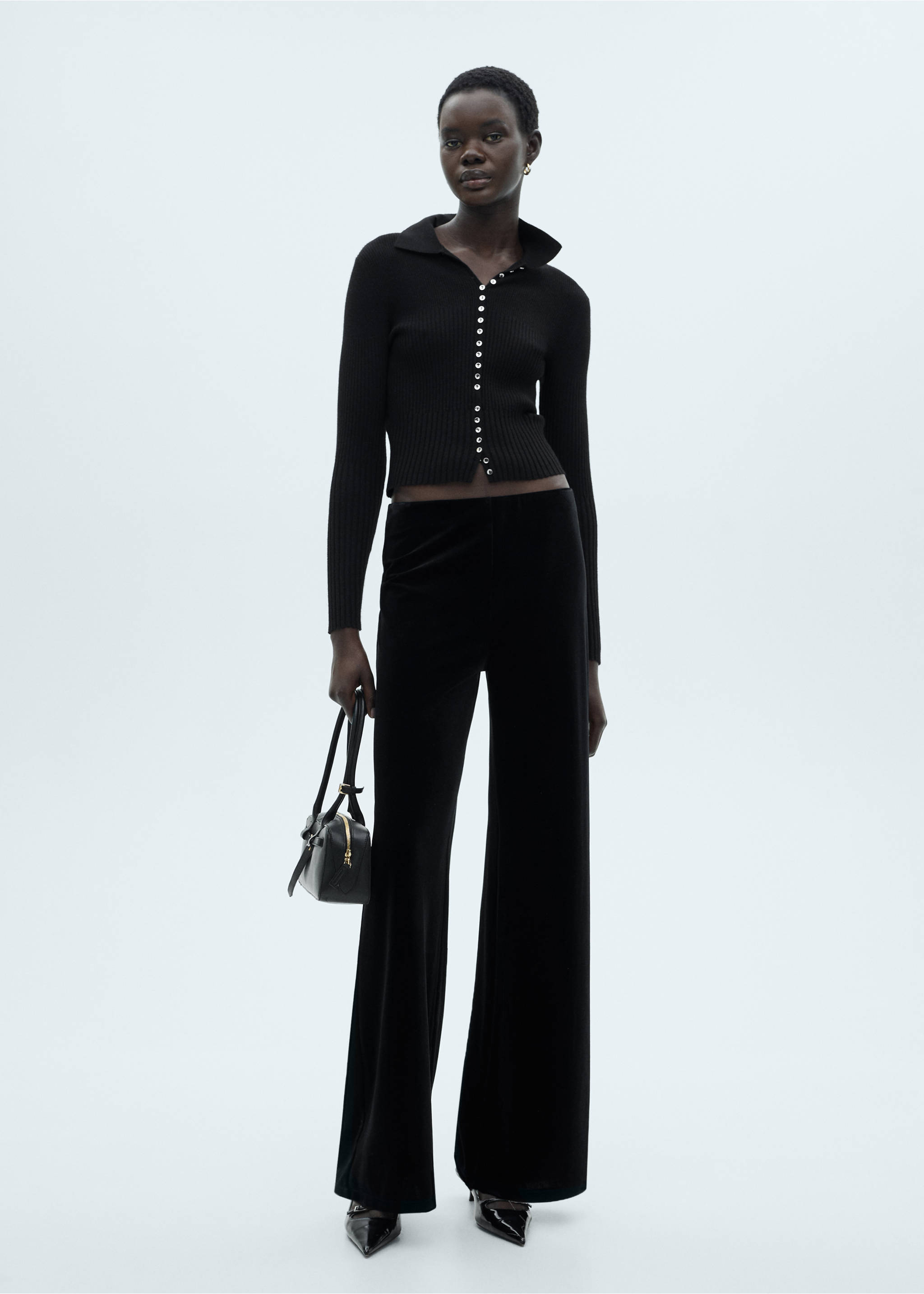 Velvet wide leg trousers - General plane, Black. Ref: 77037687-00.