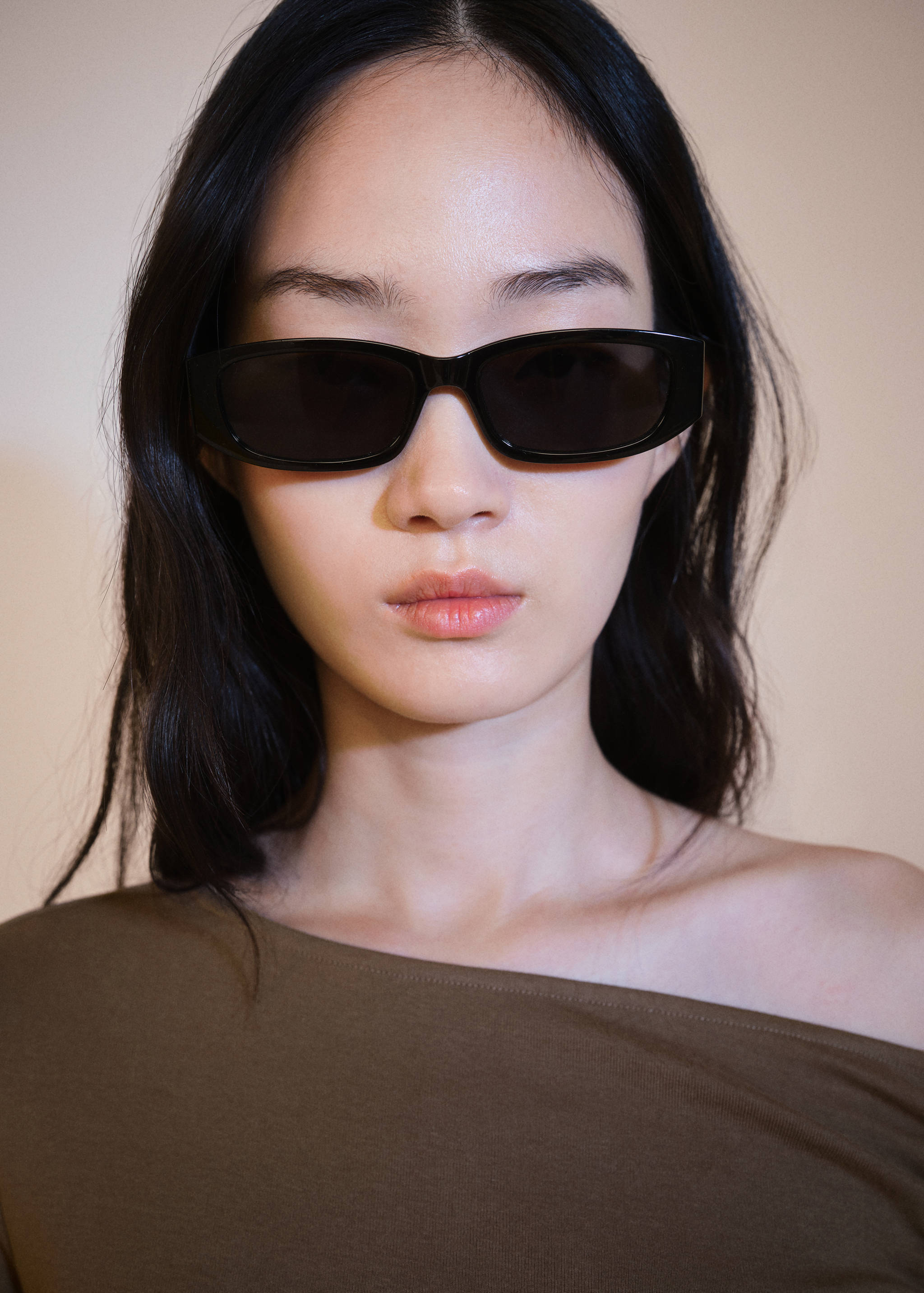 Vestido asimétrico abertura - Detalle del artículo 1