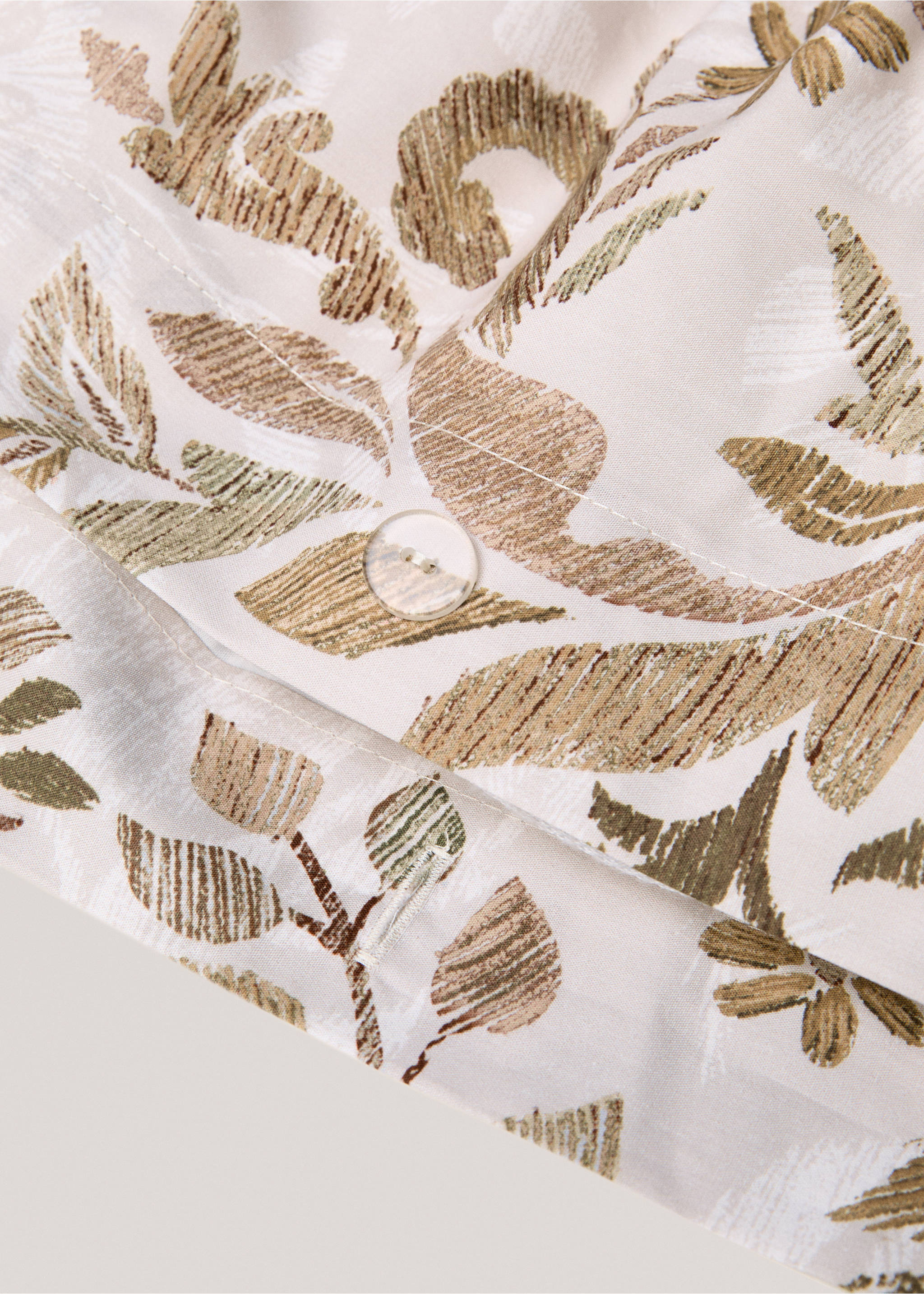 Percale cotton floral-print duvet cover for 150cm bed - Details of the article 1, Beige. Ref: 77037704-00.