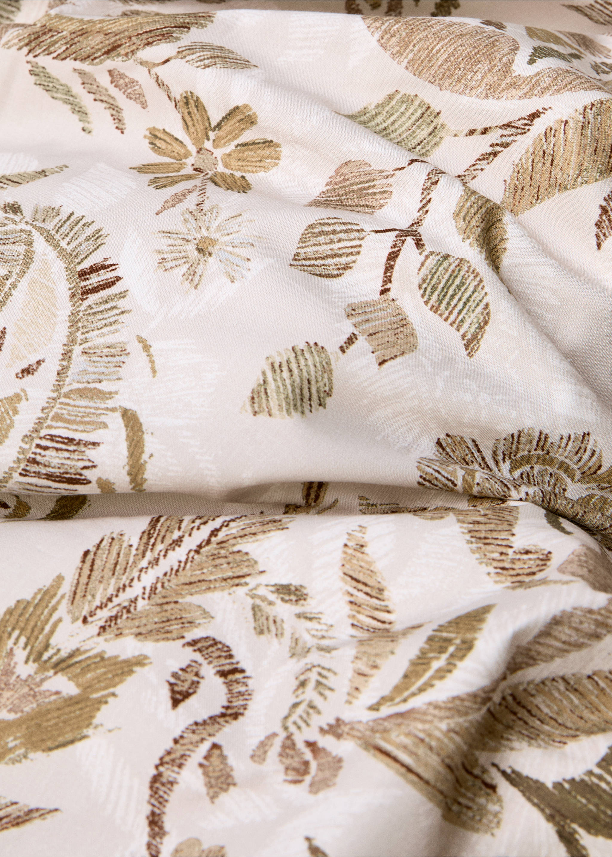 Percale cotton floral-print duvet cover for 150cm bed - Details of the article 2, Beige. Ref: 77037704-00.