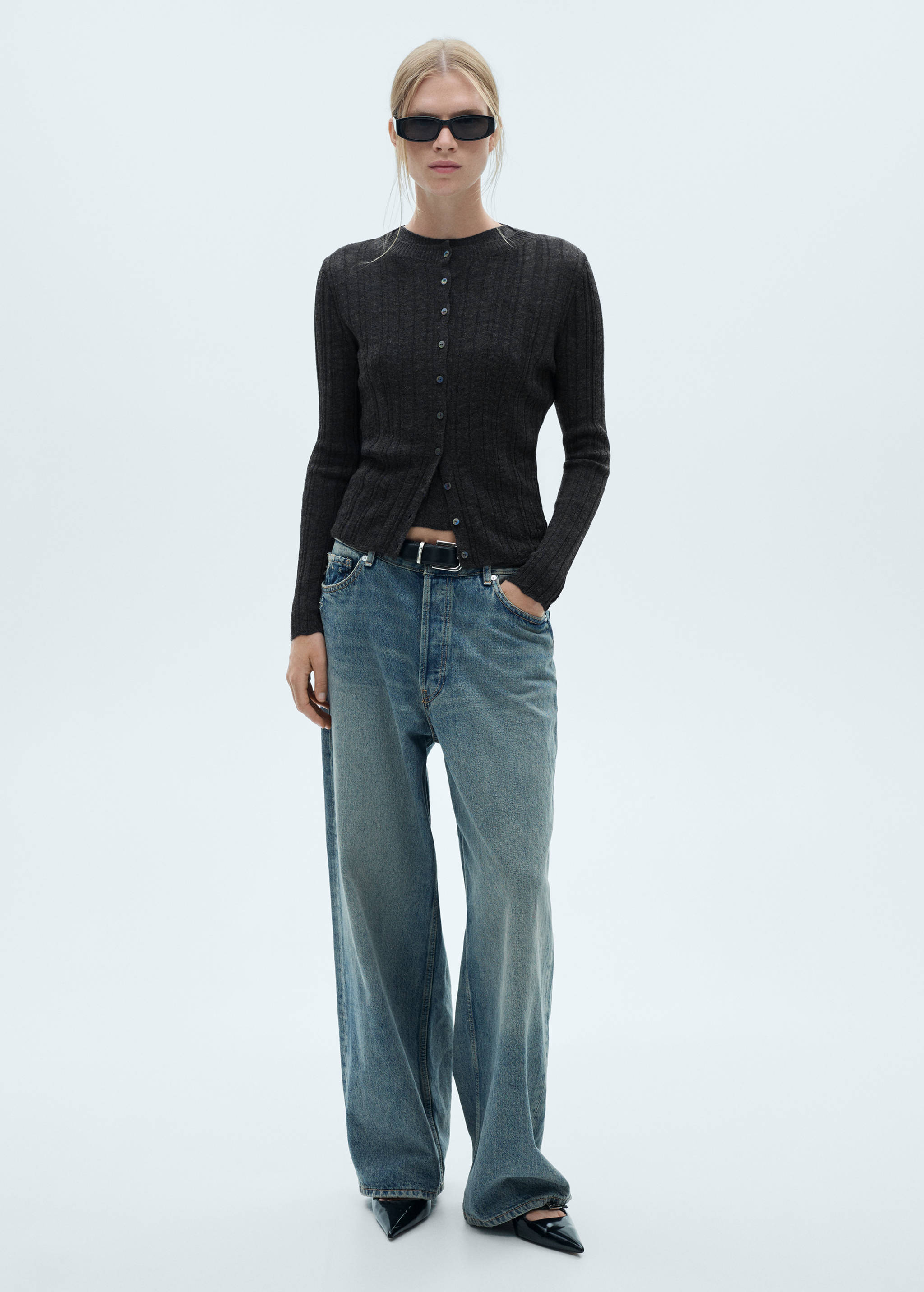 Button knit cardigan - General plane