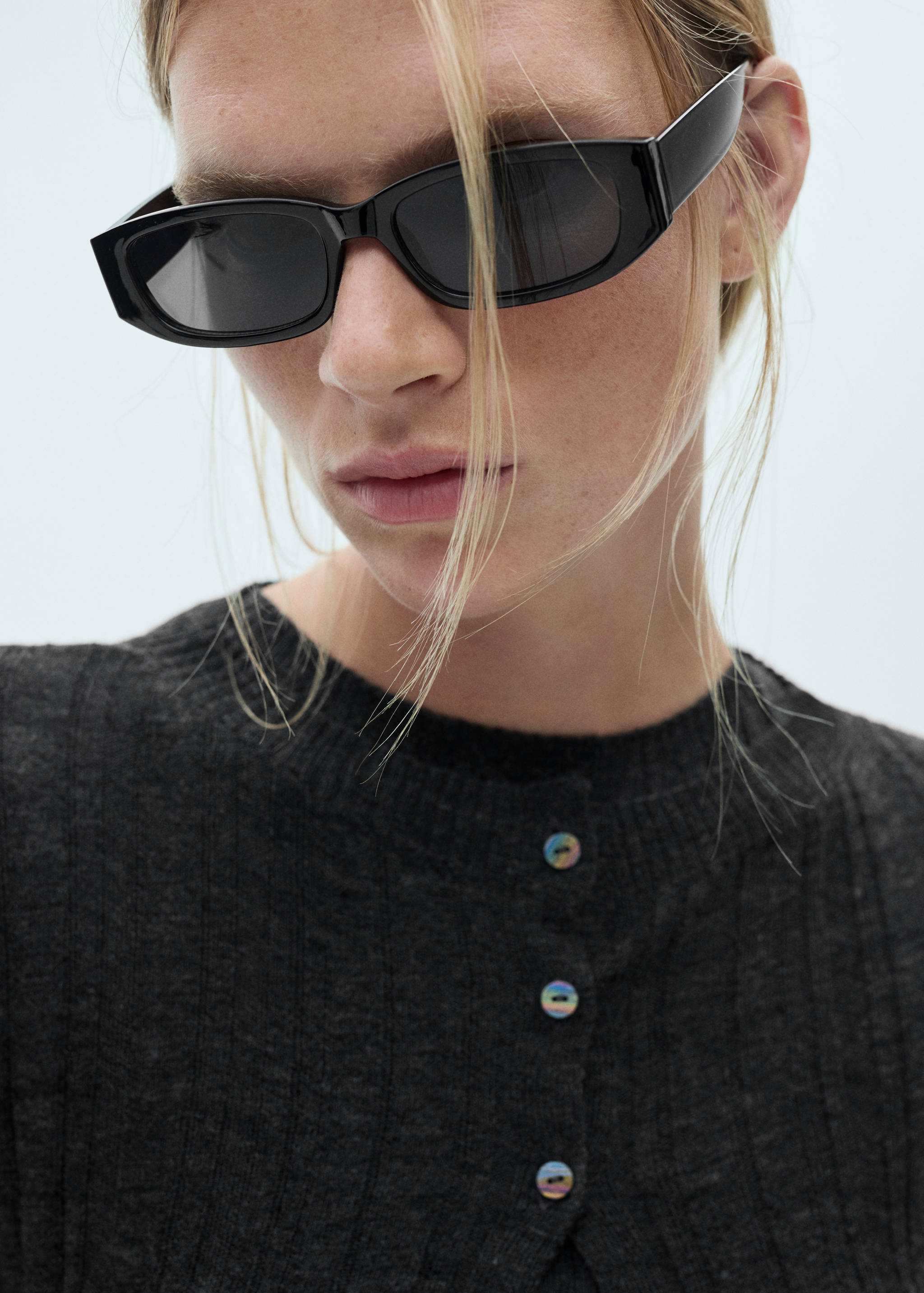 Button knit cardigan - Details of the article 1