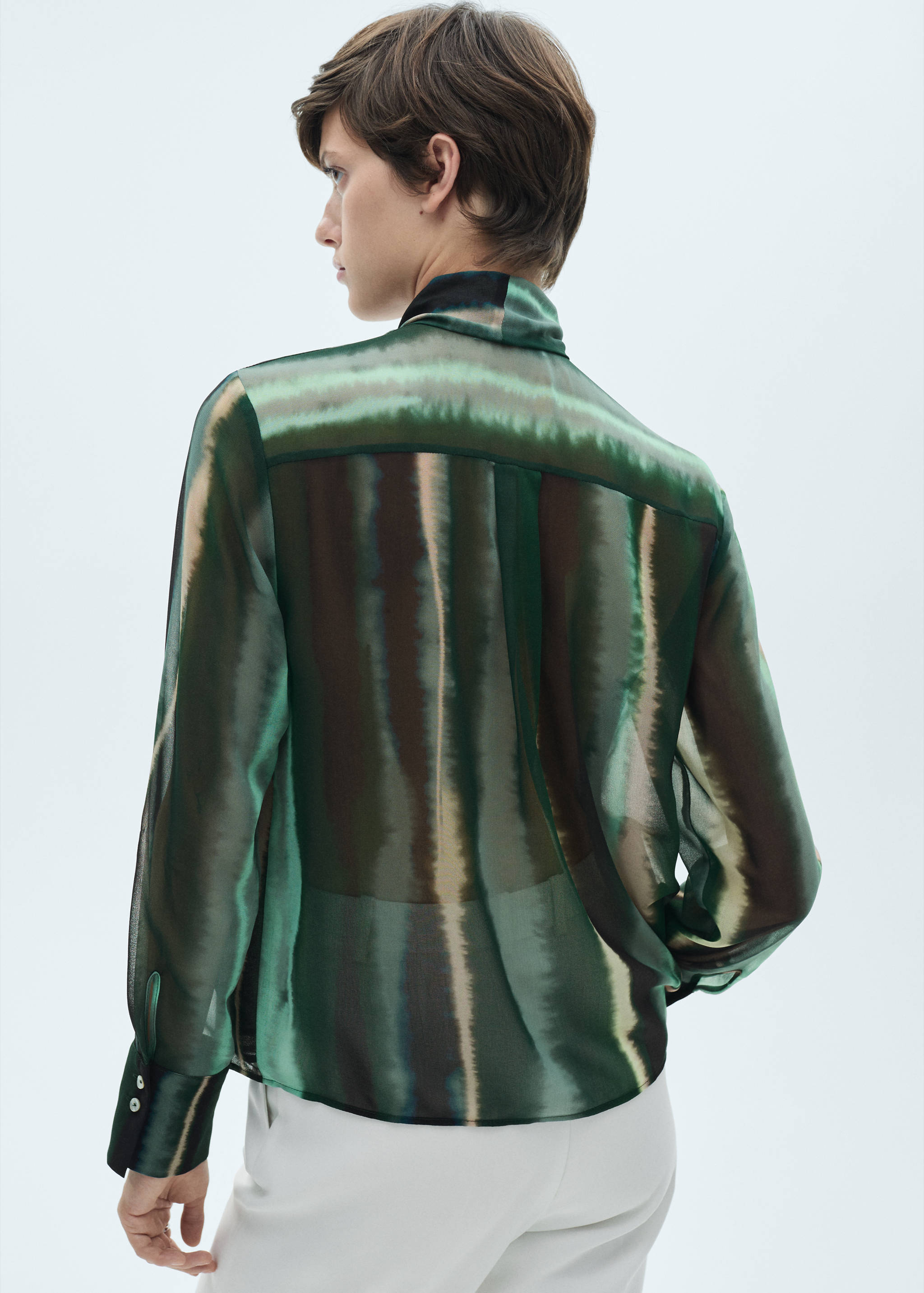 Bow printed blouse - Reverse of the article