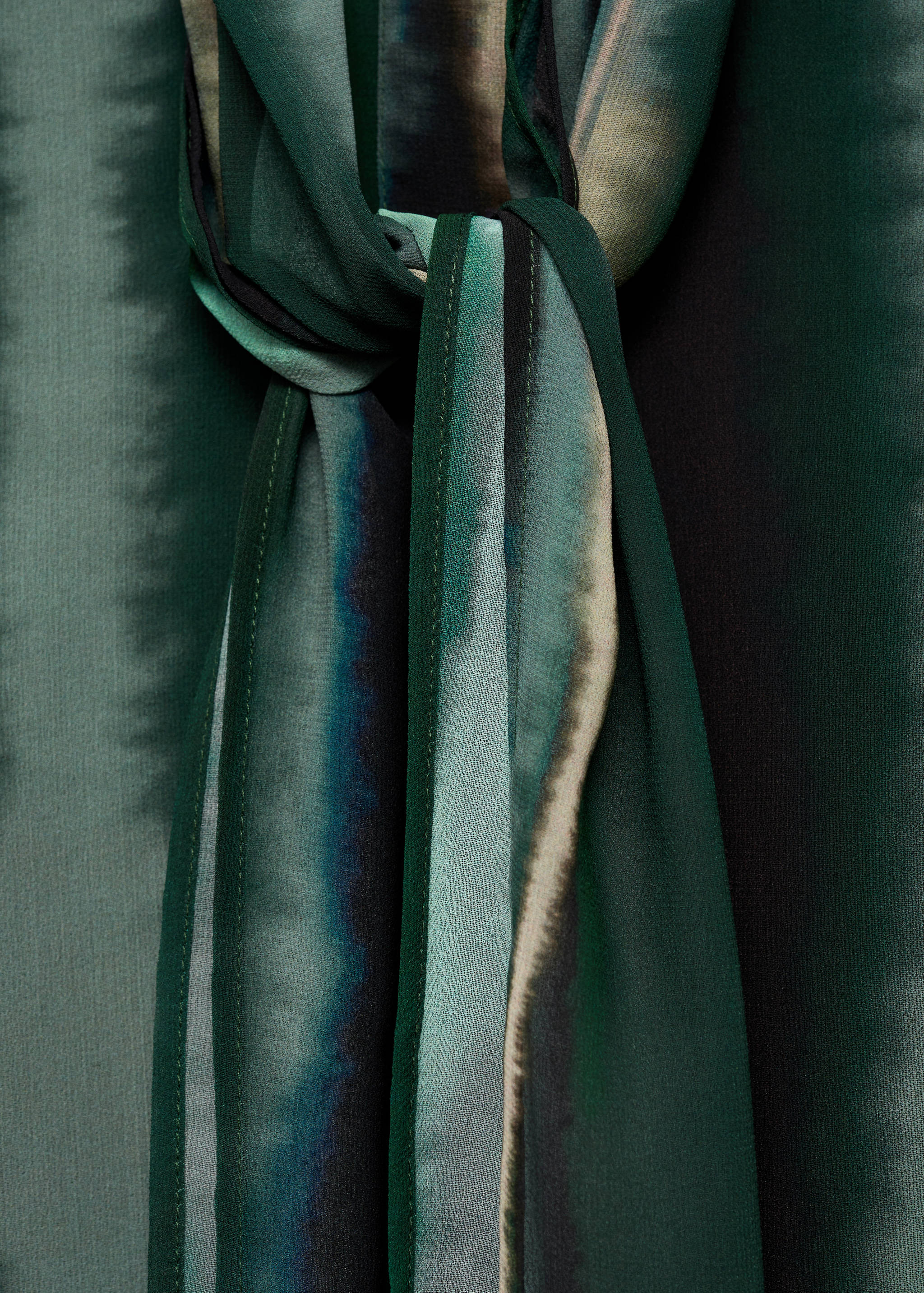 Bow printed blouse - Details of the article 8