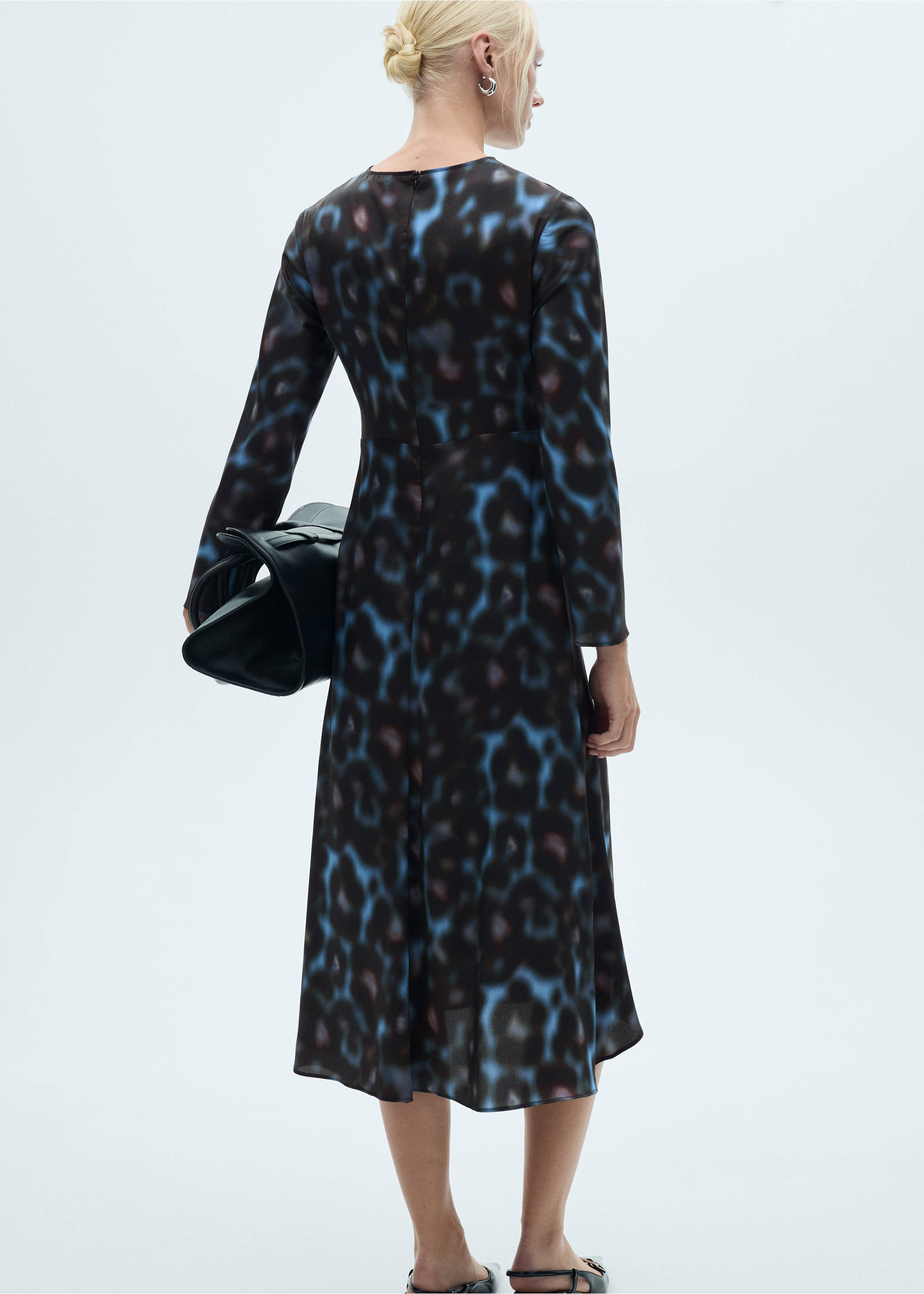 Printed draped satin dress - Reverse of the article, Blue. Ref: 77037719-00.