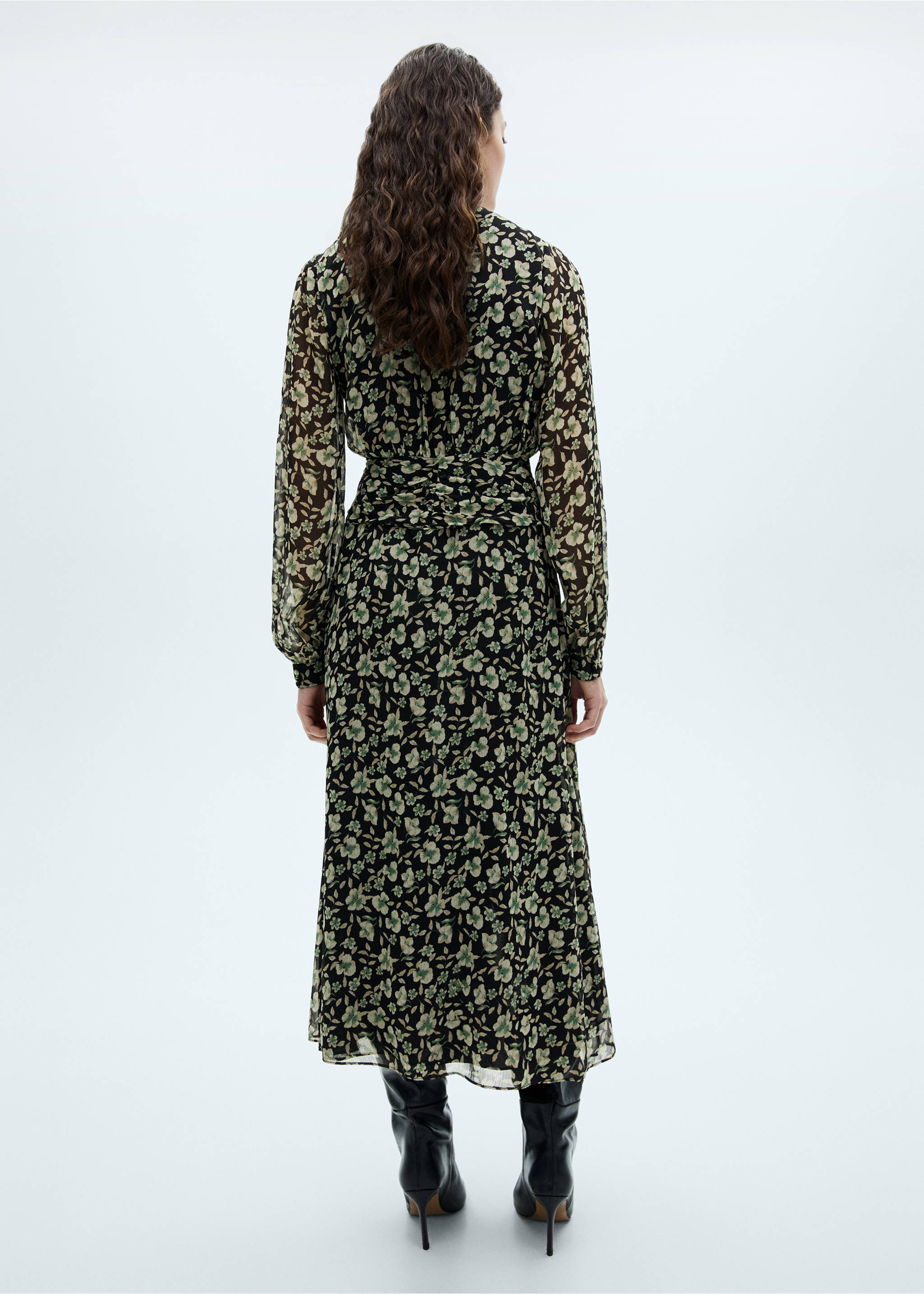 Chiffonkleid mit Blumenmuster - Rückseite des Artikels, Schwarz. Ref: 77037722-00.