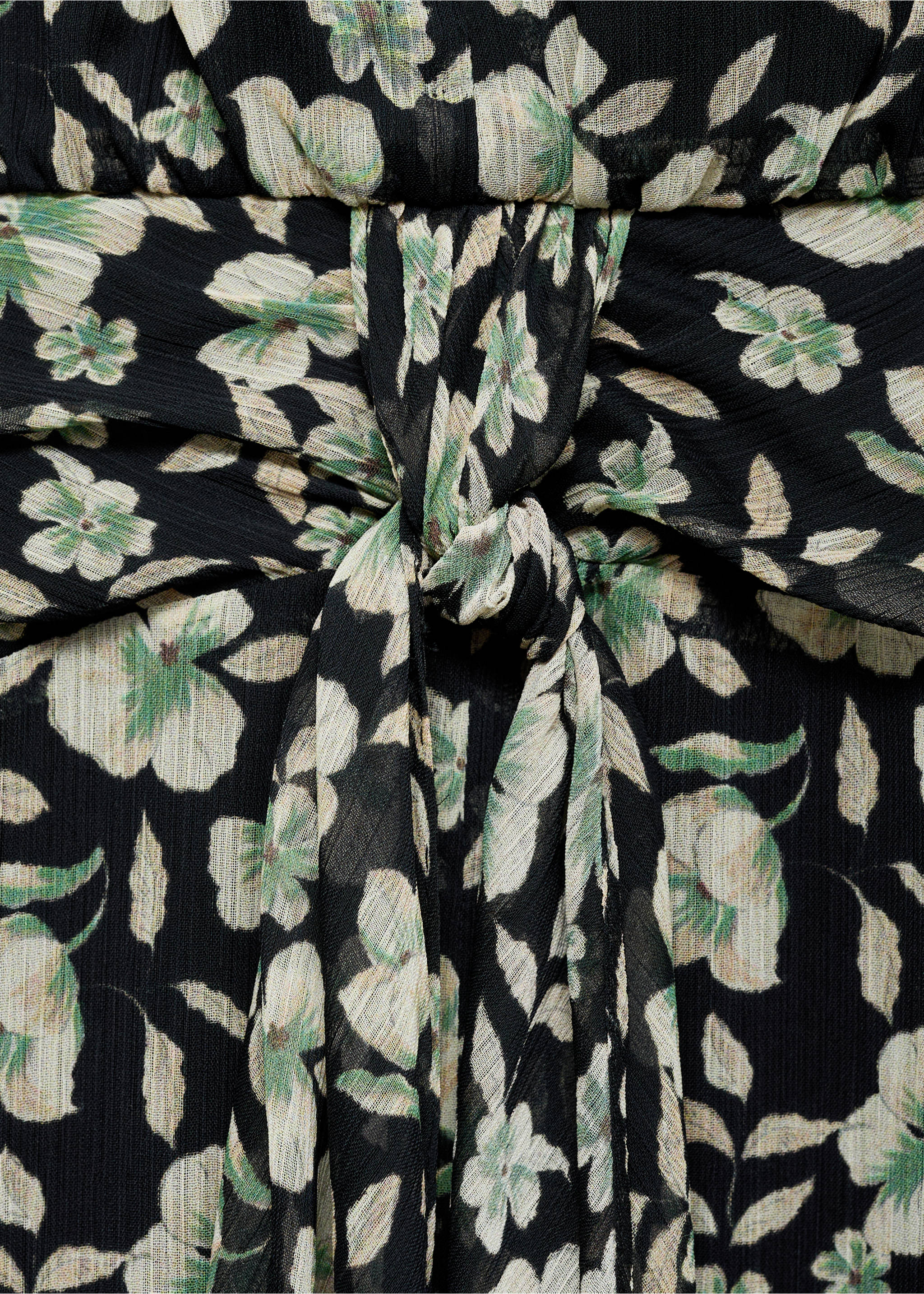 Chiffonkleid mit Blumenmuster - Detail des Artikels 8, Schwarz. Ref: 77037722-00.