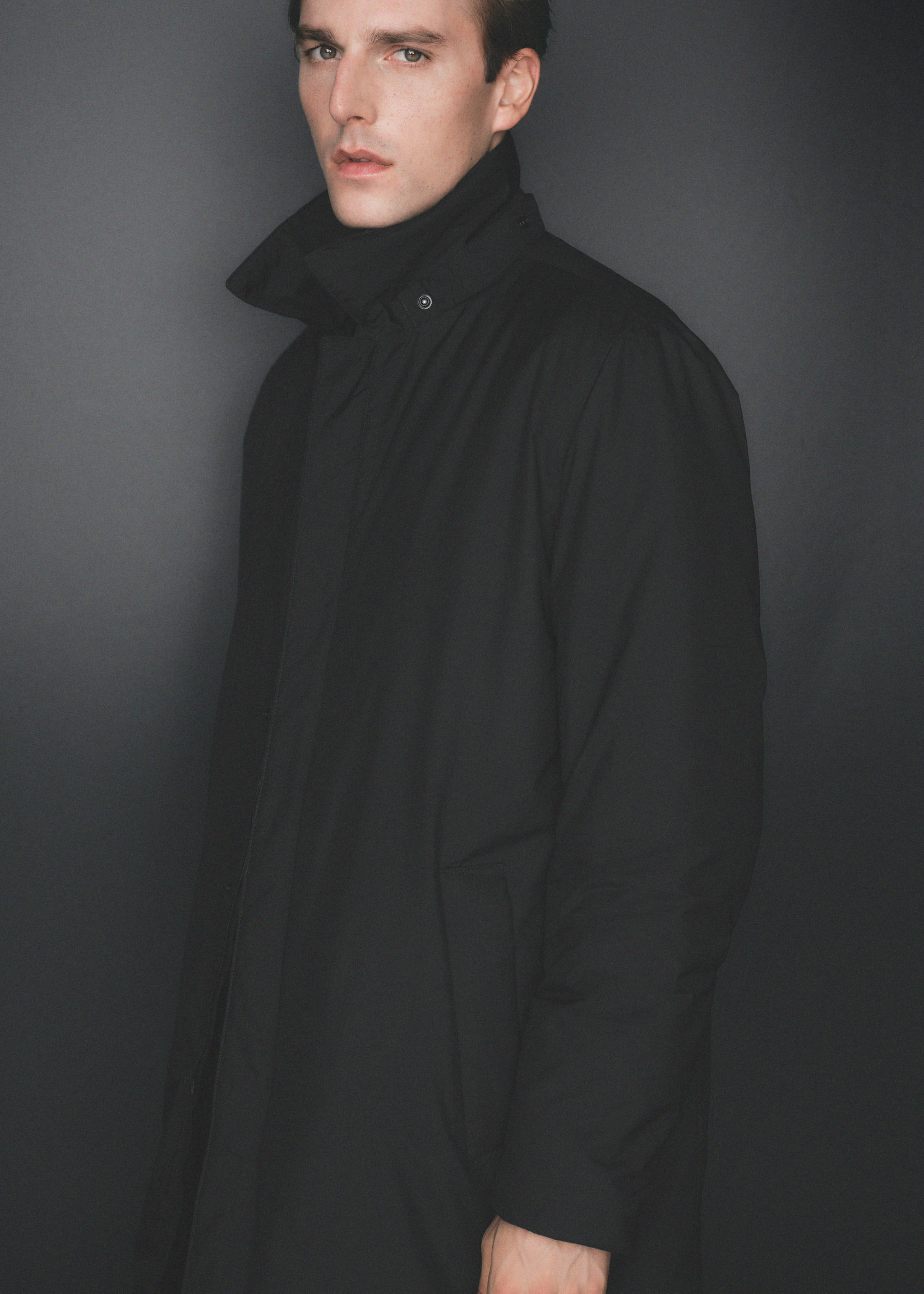 Water-repellent quilted parka - Details of the article 3, Black. Ref: 77037912-00.
