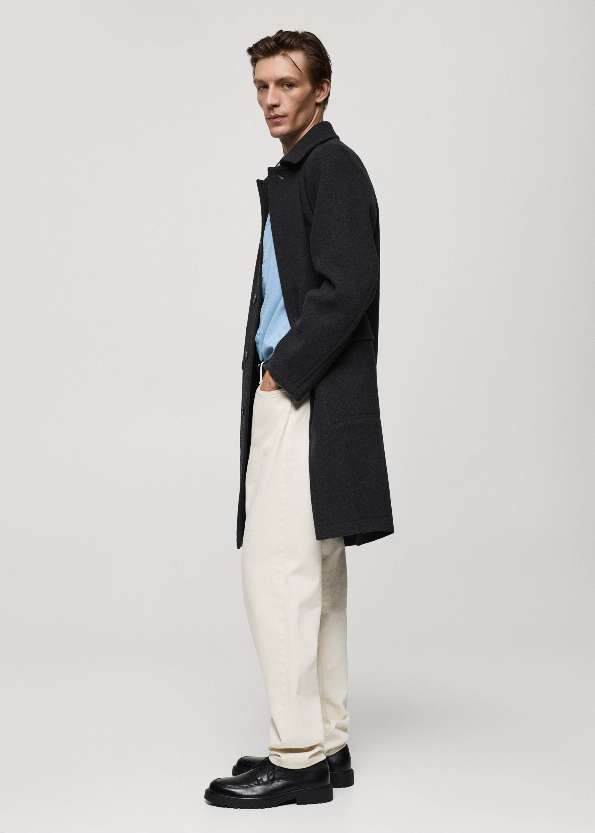 Pocketed wool coat - Details of the article 2, Charcoal. Ref: 77037914-00.