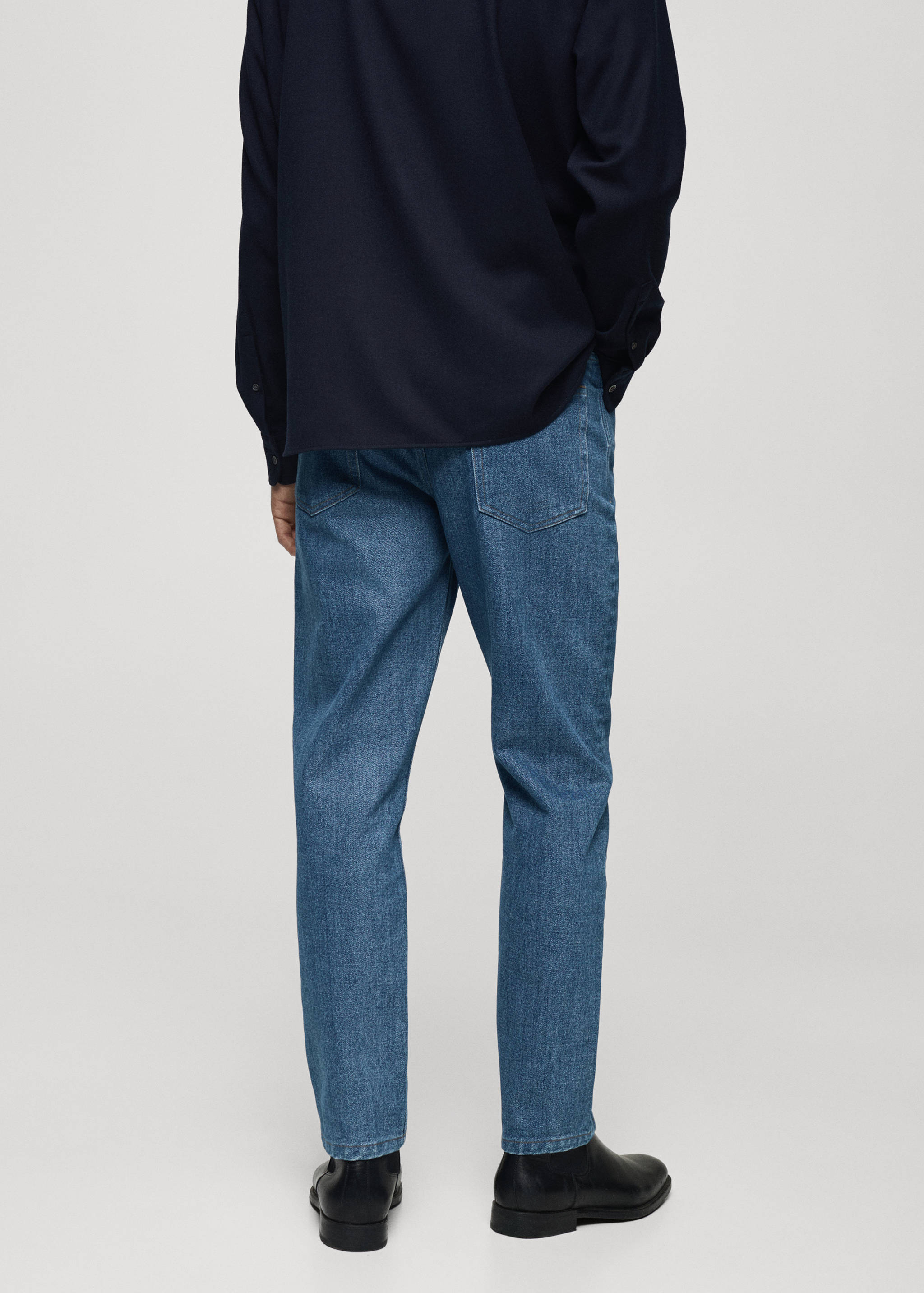 Calças de ganga slim fit com lavagem média - Verso do artigo