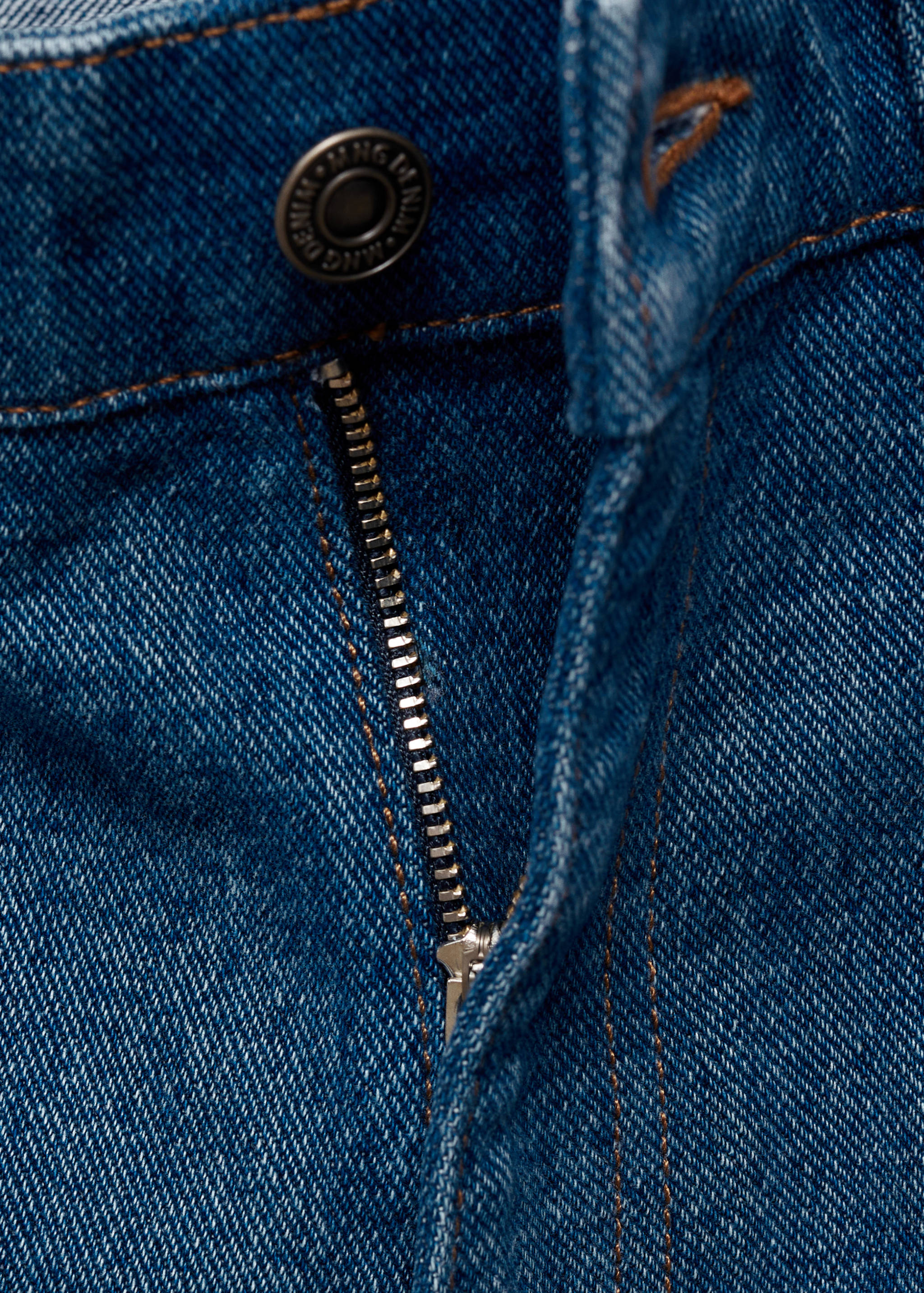 Calças de ganga slim fit com lavagem média - Pormenor do artigo 8