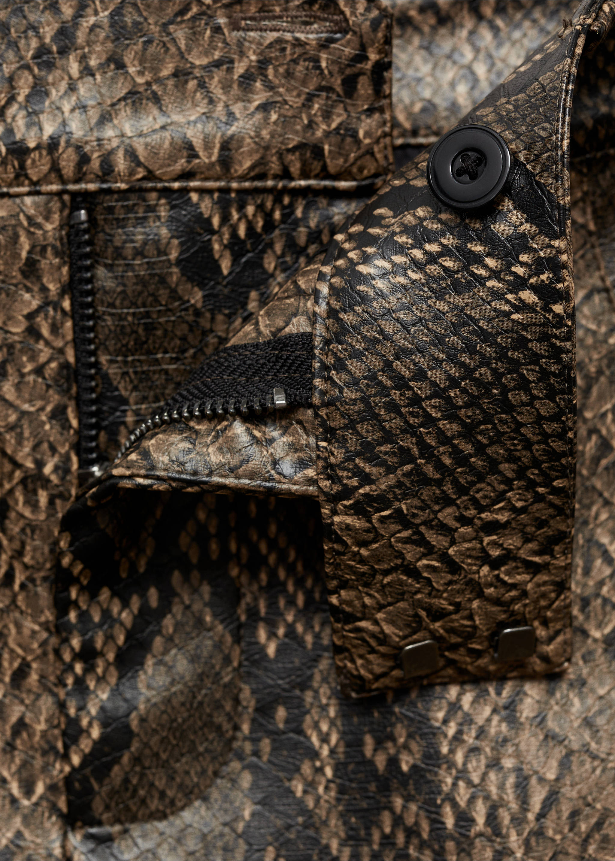 Mini-skirt with animal-print effect - Details of the article 0, Beige. Ref: 77038267-00.