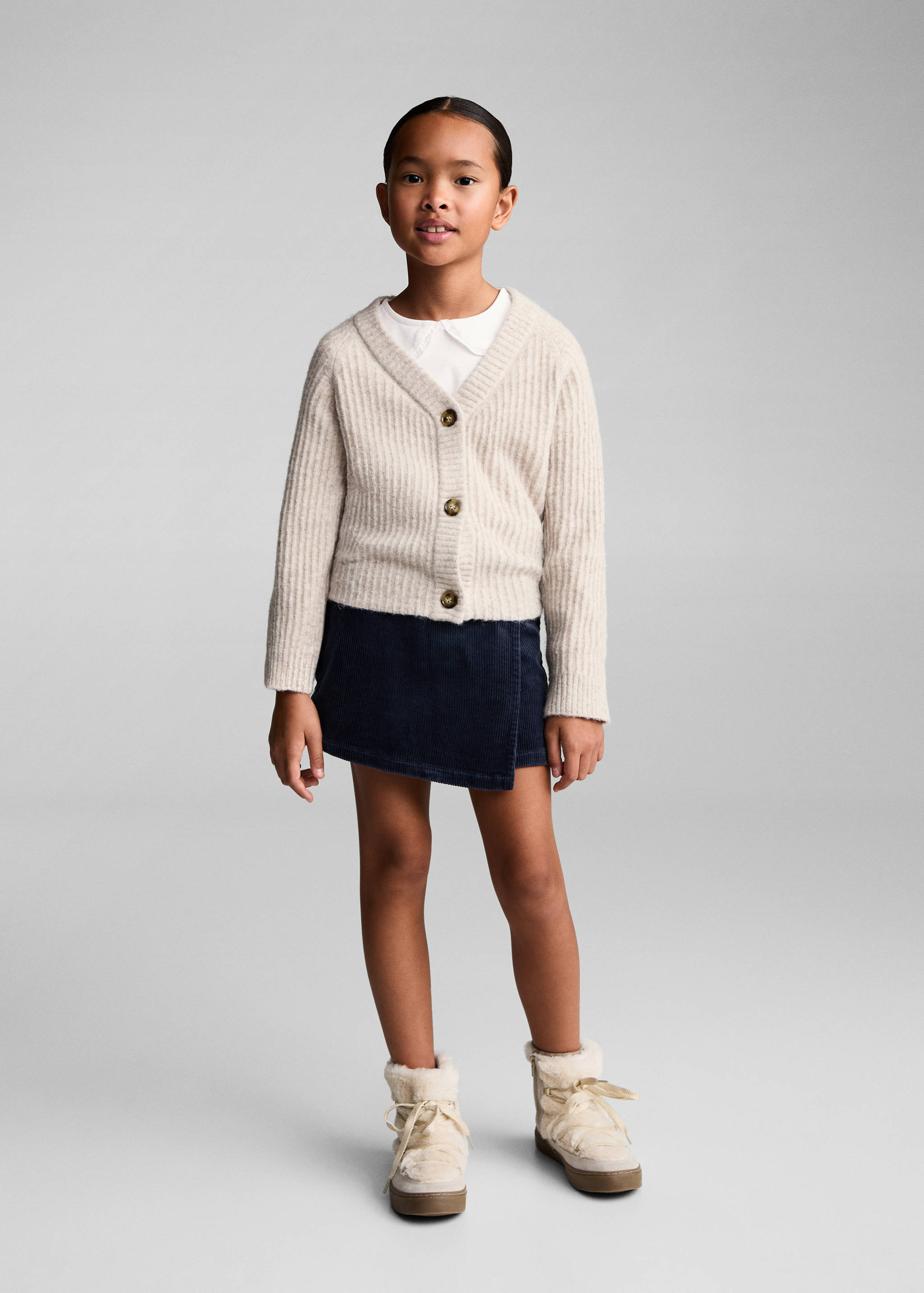 Button knit cardigan - General plane