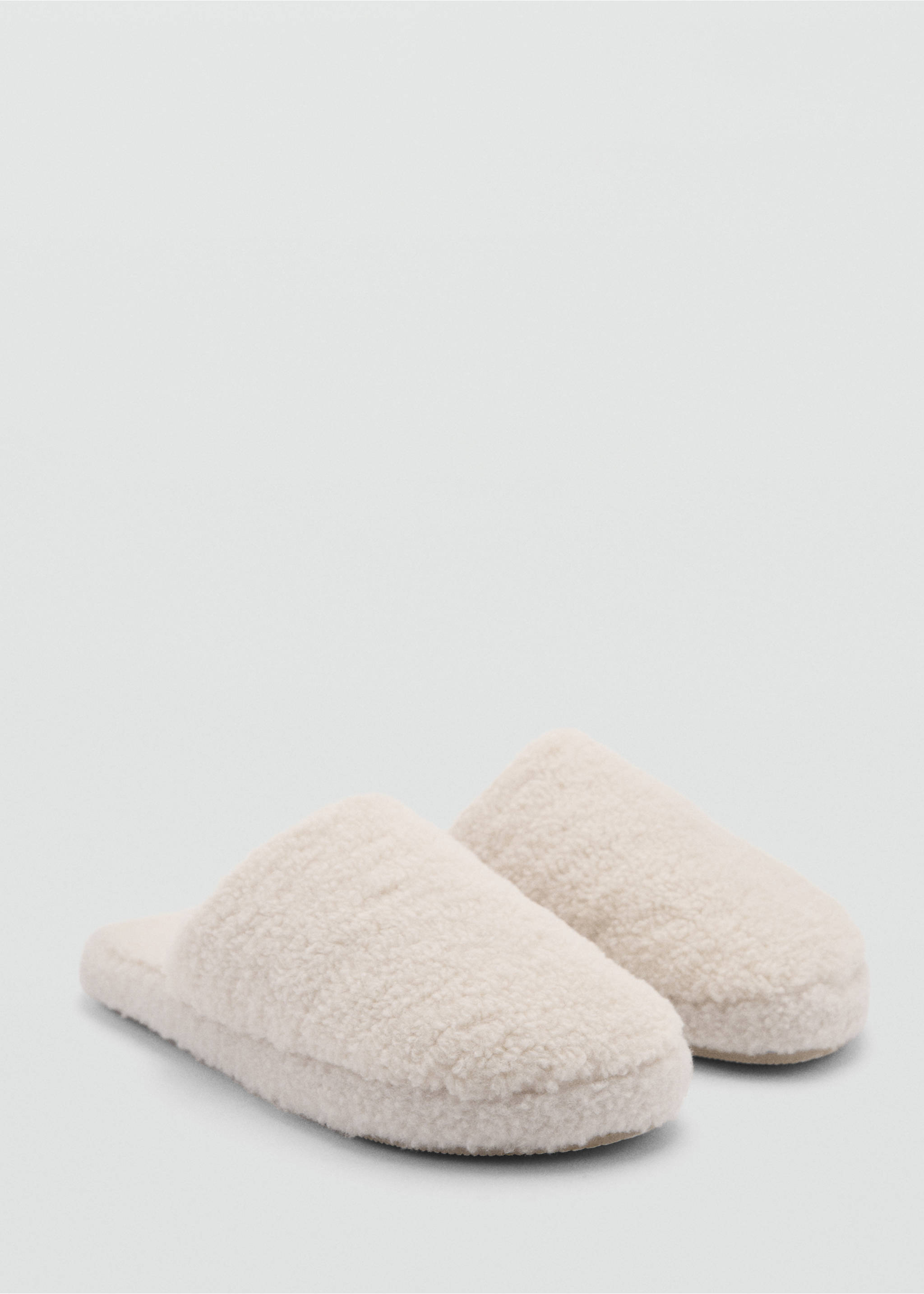 Sheepskin slippers - Medium plane, Ecru. Ref: 77038272-00.